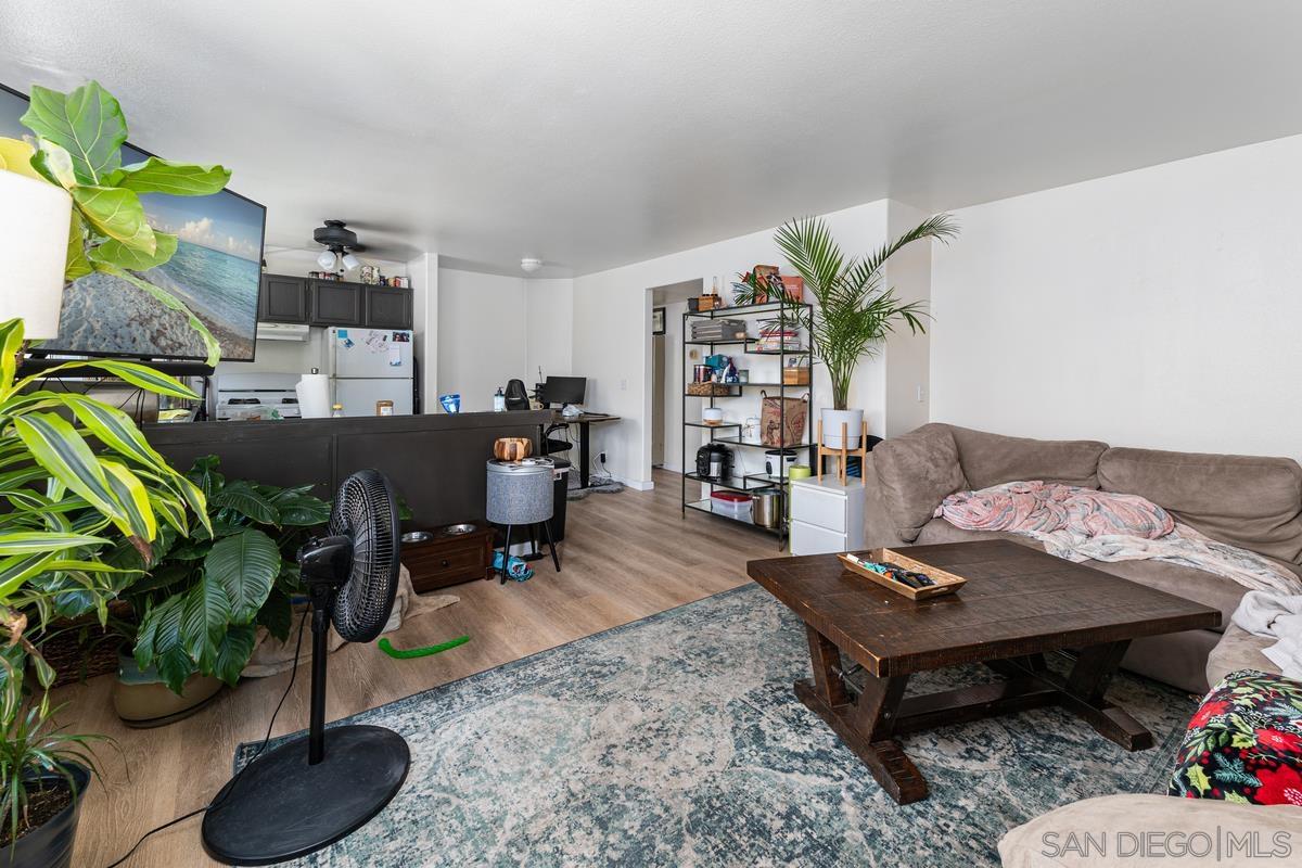 Detail Gallery Image 9 of 51 For 1956  Pacific Beach Dr, San Diego,  CA 92109 - – Beds | – Baths