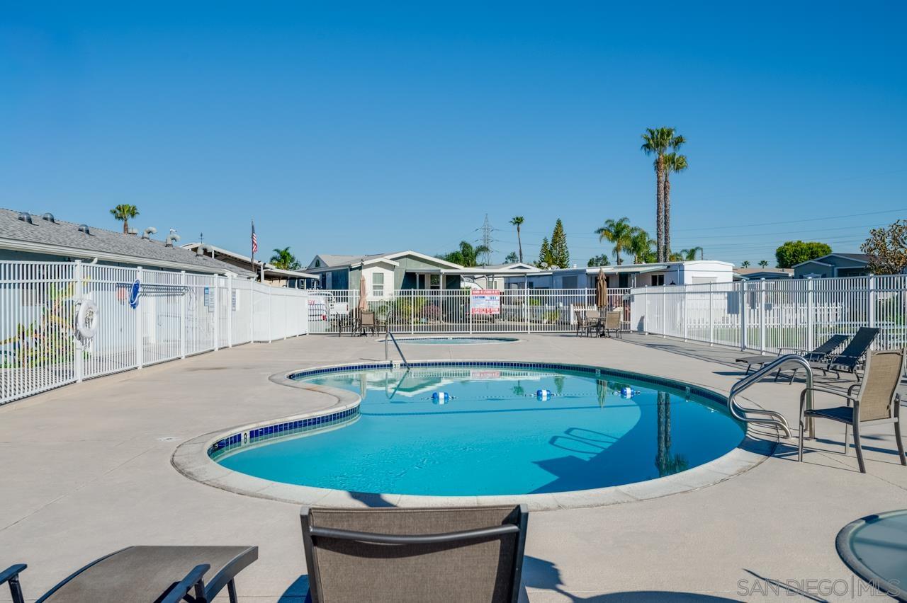 Detail Gallery Image 23 of 24 For 6460  Convoy Ct  #250,  San Diego,  CA 92117 - 2 Beds | 2 Baths