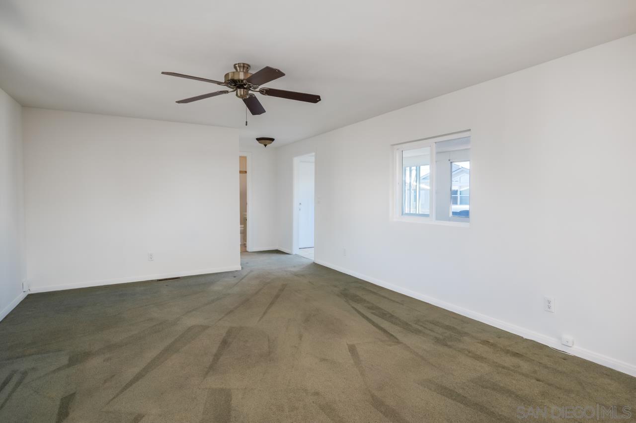 Detail Gallery Image 4 of 24 For 6460  Convoy Ct  #250,  San Diego,  CA 92117 - 2 Beds | 2 Baths