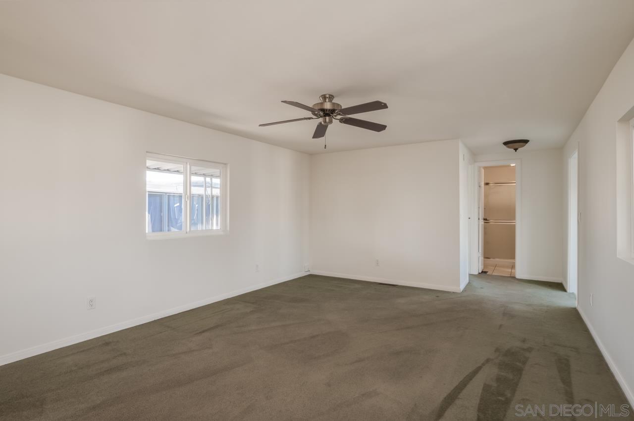 Detail Gallery Image 5 of 24 For 6460  Convoy Ct  #250,  San Diego,  CA 92117 - 2 Beds | 2 Baths