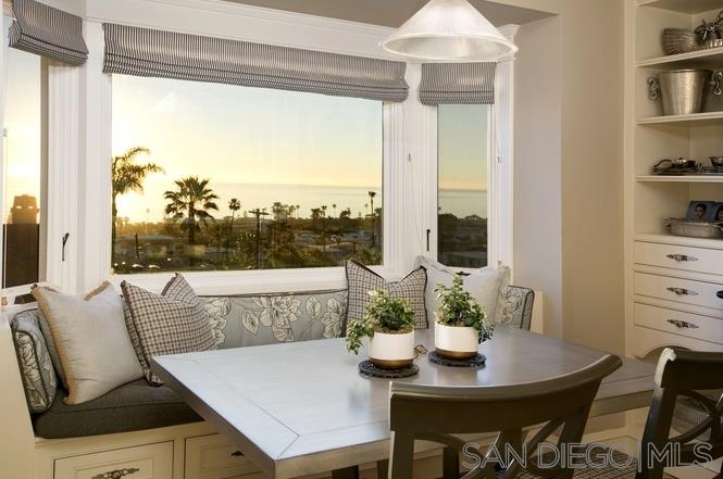 Detail Gallery Image 5 of 13 For Cambridge, Cardiff By The Sea,  CA 92007 - 3 Beds | 2/1 Baths