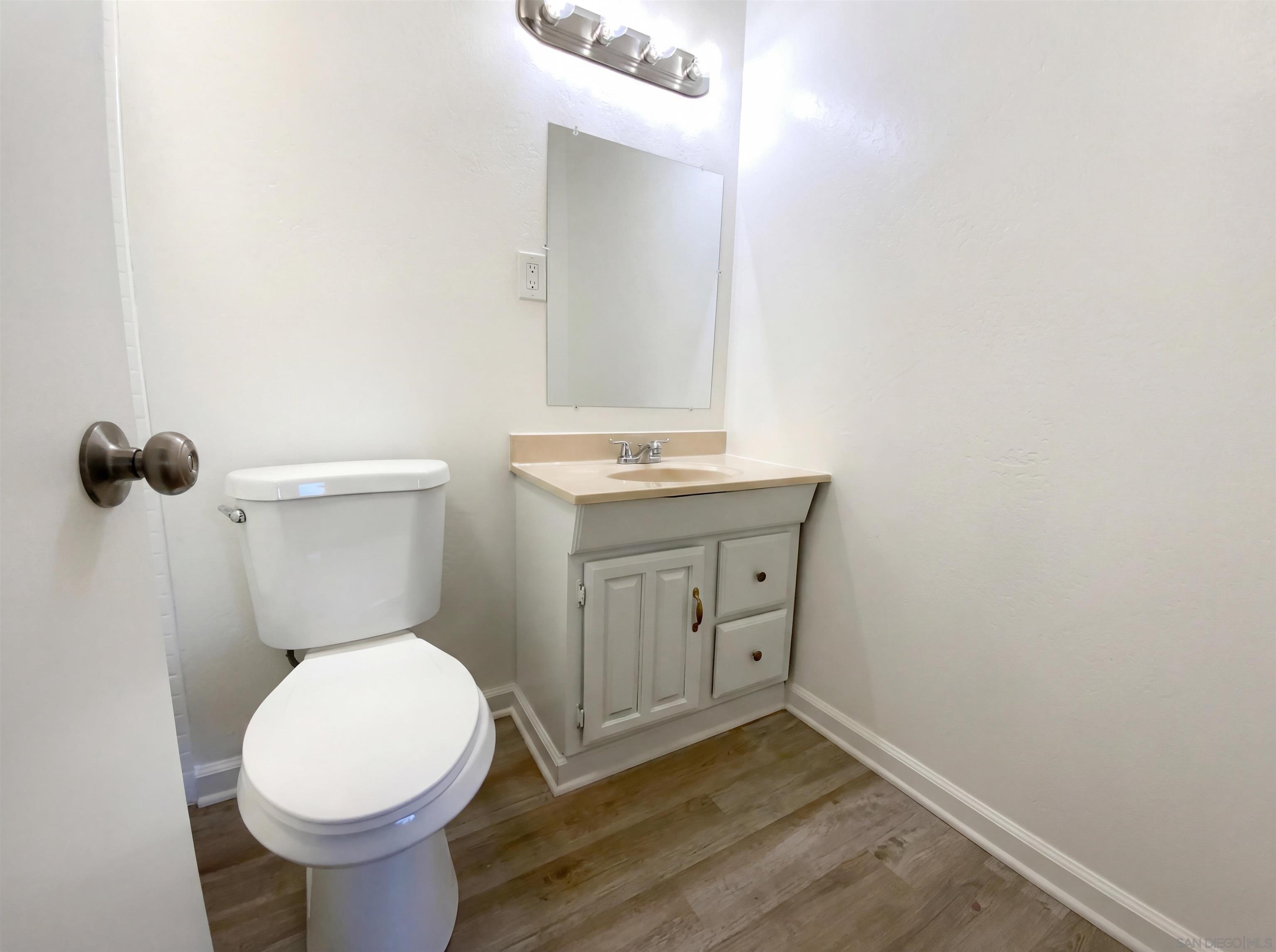 Detail Gallery Image 11 of 18 For 1494  Dumar Ave, El Cajon,  CA 92019 - 3 Beds | 2 Baths