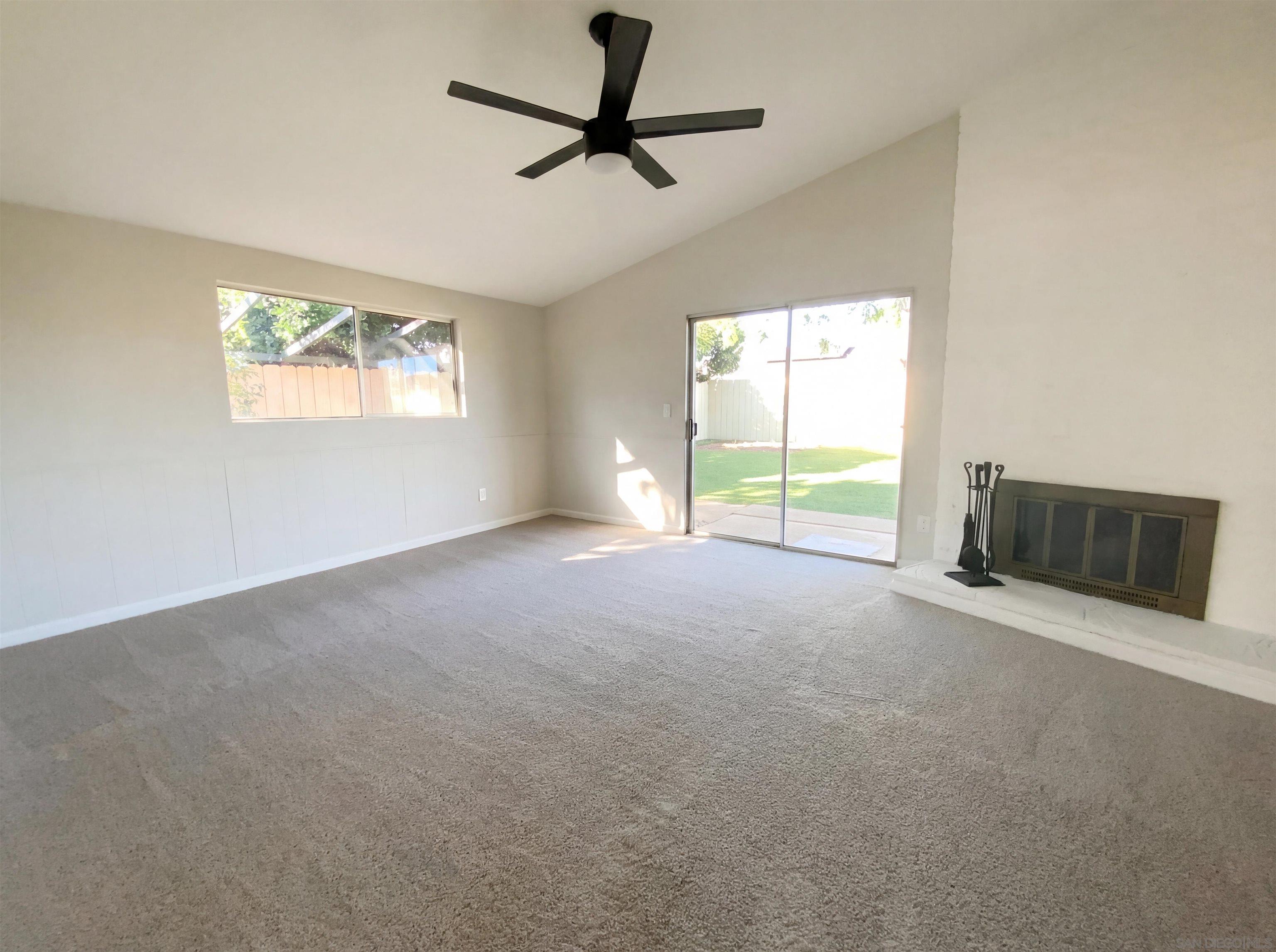 Detail Gallery Image 3 of 18 For 1494  Dumar Ave, El Cajon,  CA 92019 - 3 Beds | 2 Baths