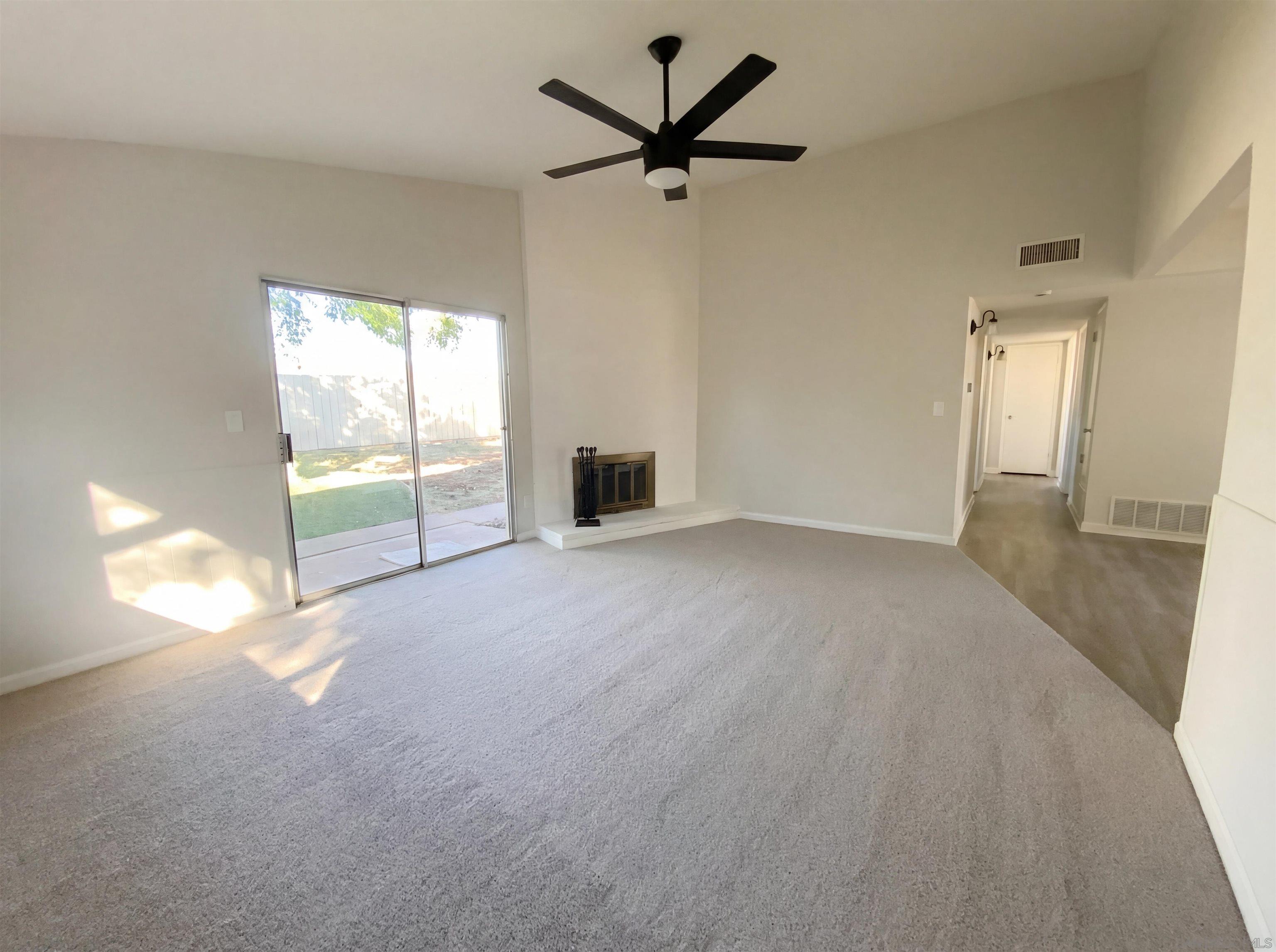 Detail Gallery Image 9 of 18 For 1494  Dumar Ave, El Cajon,  CA 92019 - 3 Beds | 2 Baths