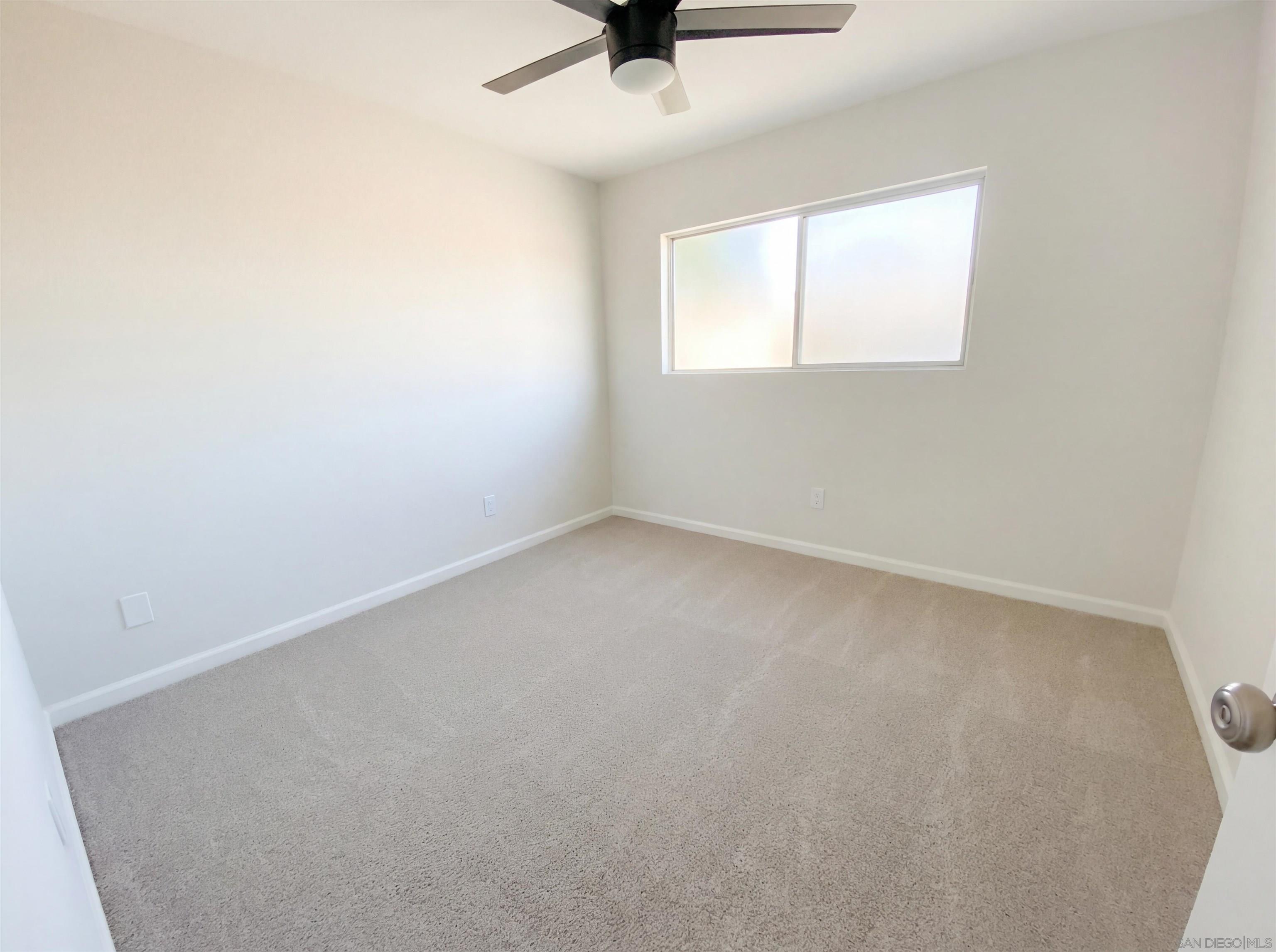 Detail Gallery Image 10 of 18 For 1494  Dumar Ave, El Cajon,  CA 92019 - 3 Beds | 2 Baths