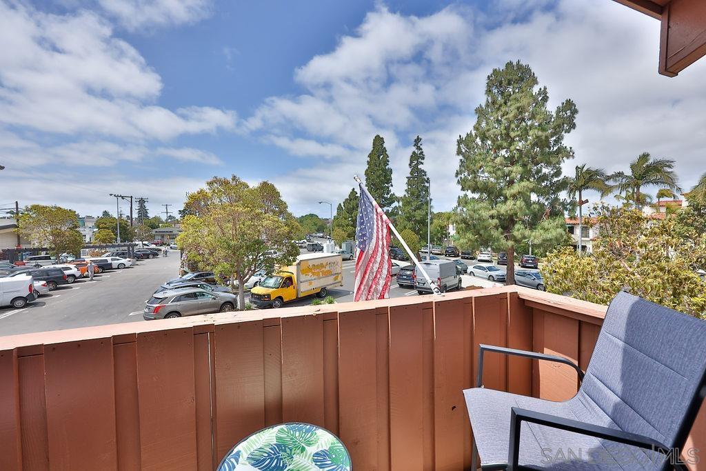 Detail Gallery Image 22 of 35 For 835  D Ave  #4,  Coronado,  CA 92118 - 2 Beds | 2/1 Baths
