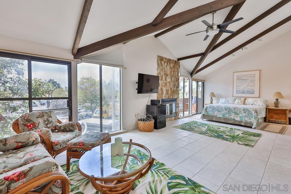 Detail Gallery Image 26 of 35 For 835  D Ave  #4,  Coronado,  CA 92118 - 2 Beds | 2/1 Baths