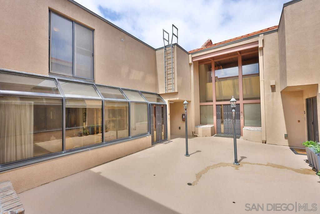 Detail Gallery Image 32 of 35 For 835  D Ave  #4,  Coronado,  CA 92118 - 2 Beds | 2/1 Baths