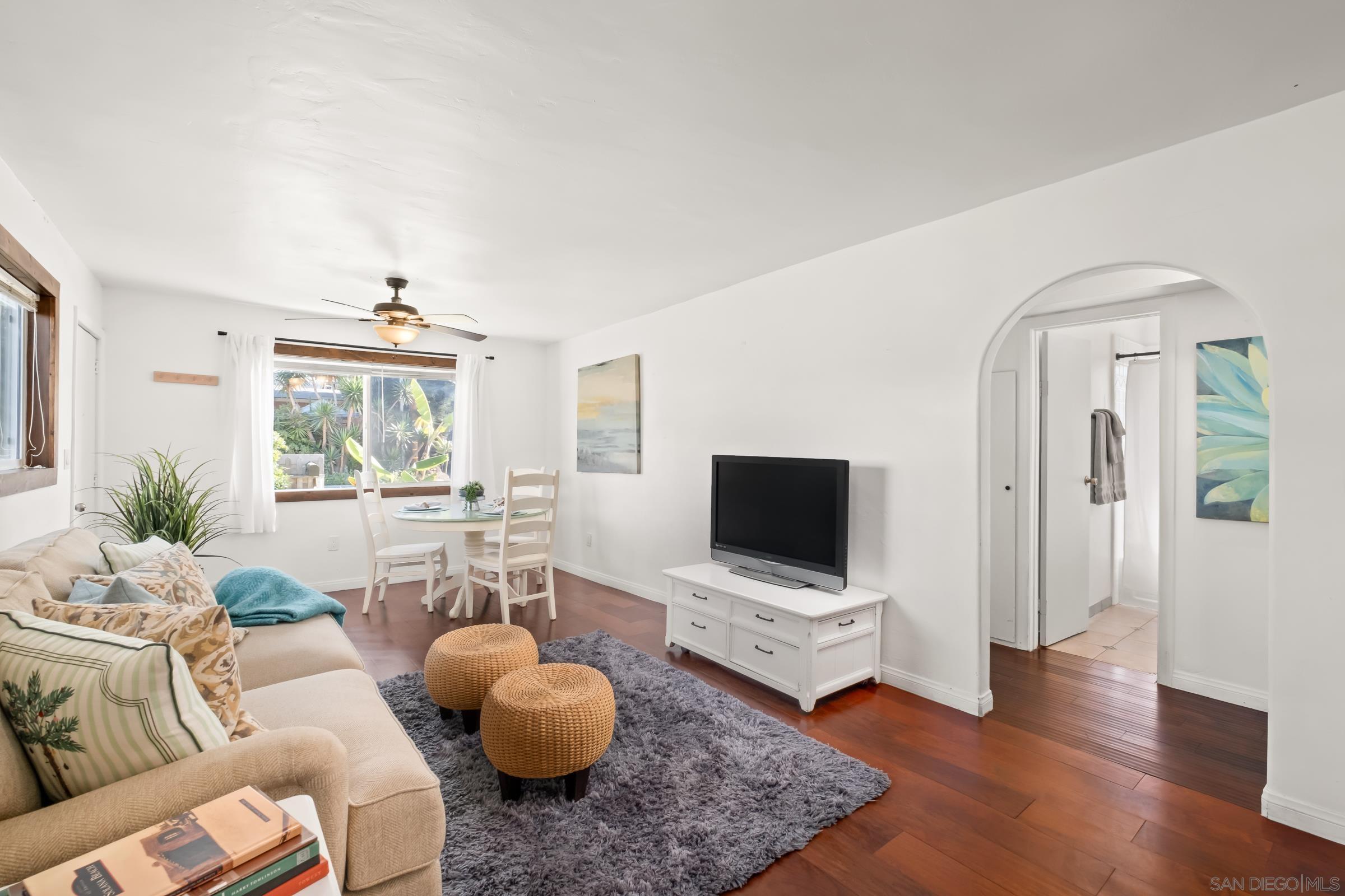 Detail Gallery Image 21 of 38 For 701  Valley Ave, Solana Beach,  CA 92075 - 3 Beds | 2 Baths