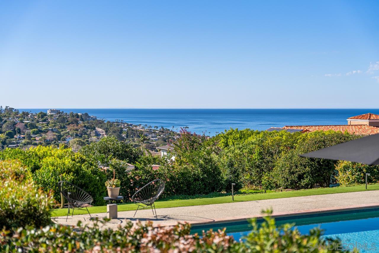 Detail Gallery Image 22 of 75 For 7846  Esterel Dr, La Jolla,  CA 92037 - 4 Beds | 3/1 Baths