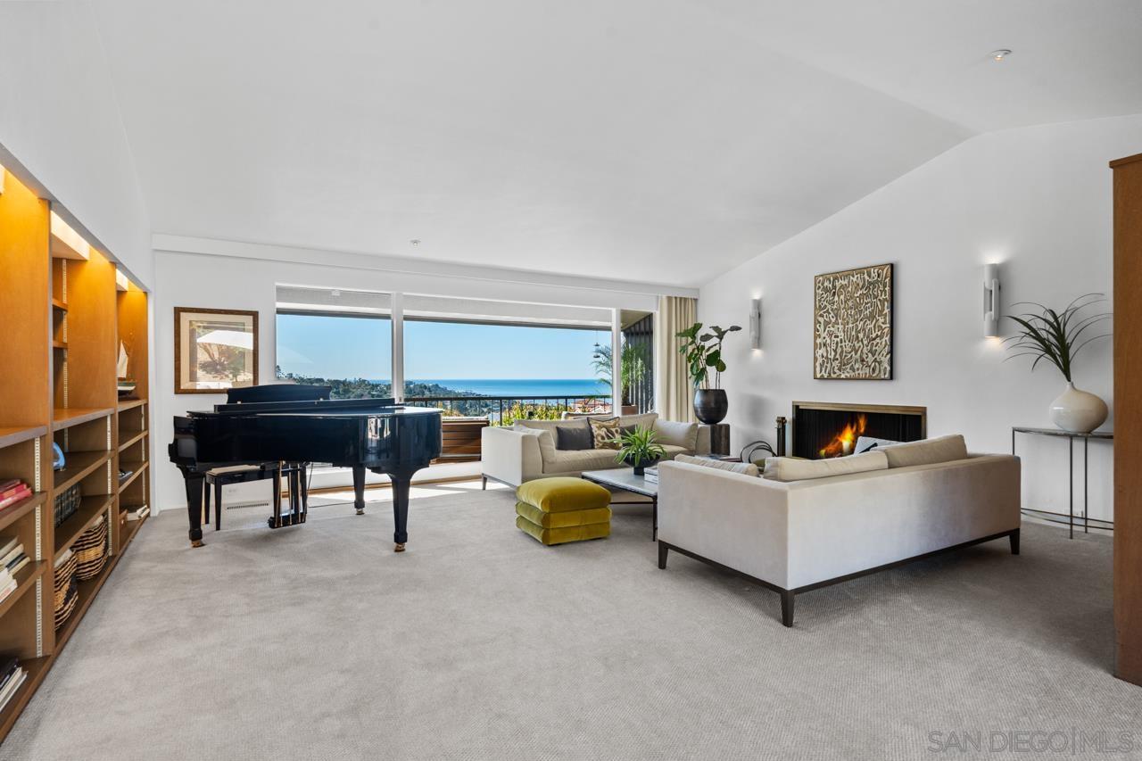 Detail Gallery Image 29 of 75 For 7846  Esterel Dr, La Jolla,  CA 92037 - 4 Beds | 3/1 Baths