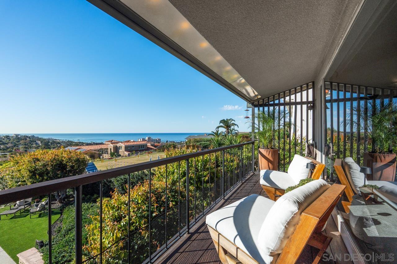 Detail Gallery Image 35 of 75 For 7846  Esterel Dr, La Jolla,  CA 92037 - 4 Beds | 3/1 Baths