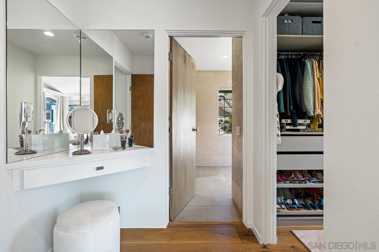 Detail Gallery Image 53 of 75 For 7846  Esterel Dr, La Jolla,  CA 92037 - 4 Beds | 3/1 Baths