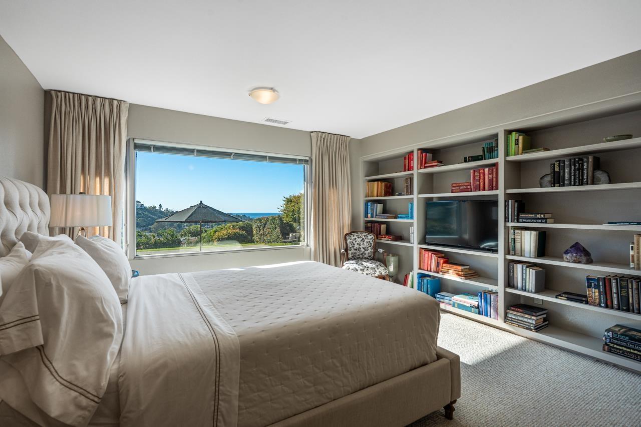 Detail Gallery Image 70 of 75 For 7846  Esterel Dr, La Jolla,  CA 92037 - 4 Beds | 3/1 Baths