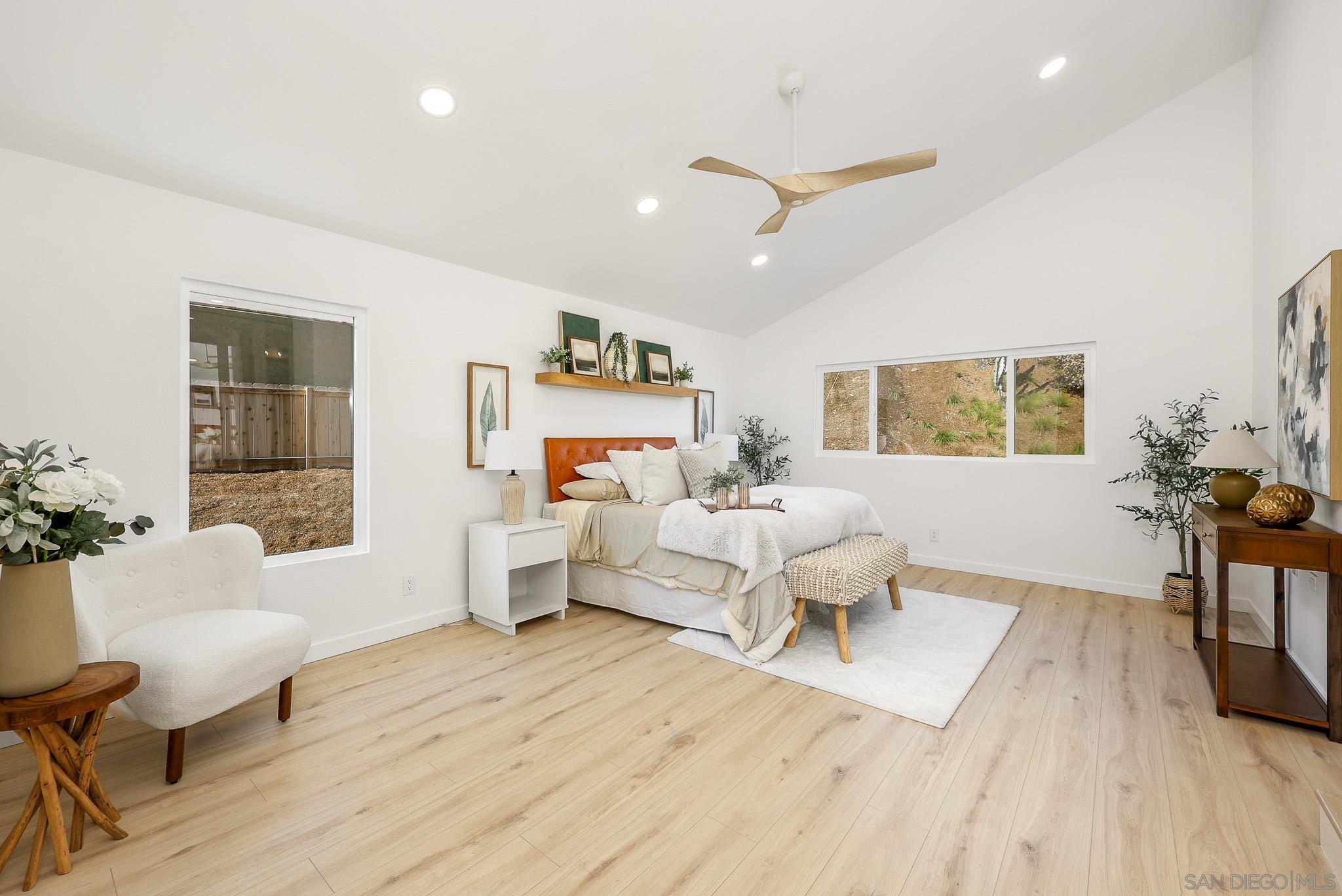 Detail Gallery Image 23 of 69 For 10720  Old Saybrook Dr, San Diego,  CA 92129 - 4 Beds | 2/1 Baths