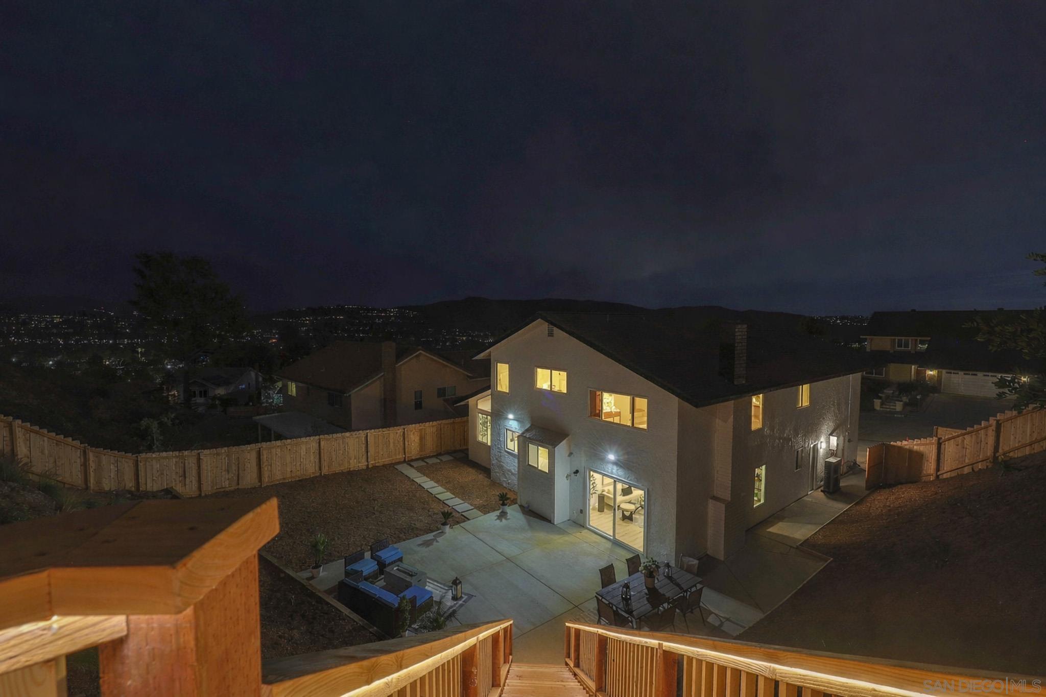 Detail Gallery Image 44 of 69 For 10720  Old Saybrook Dr, San Diego,  CA 92129 - 4 Beds | 2/1 Baths