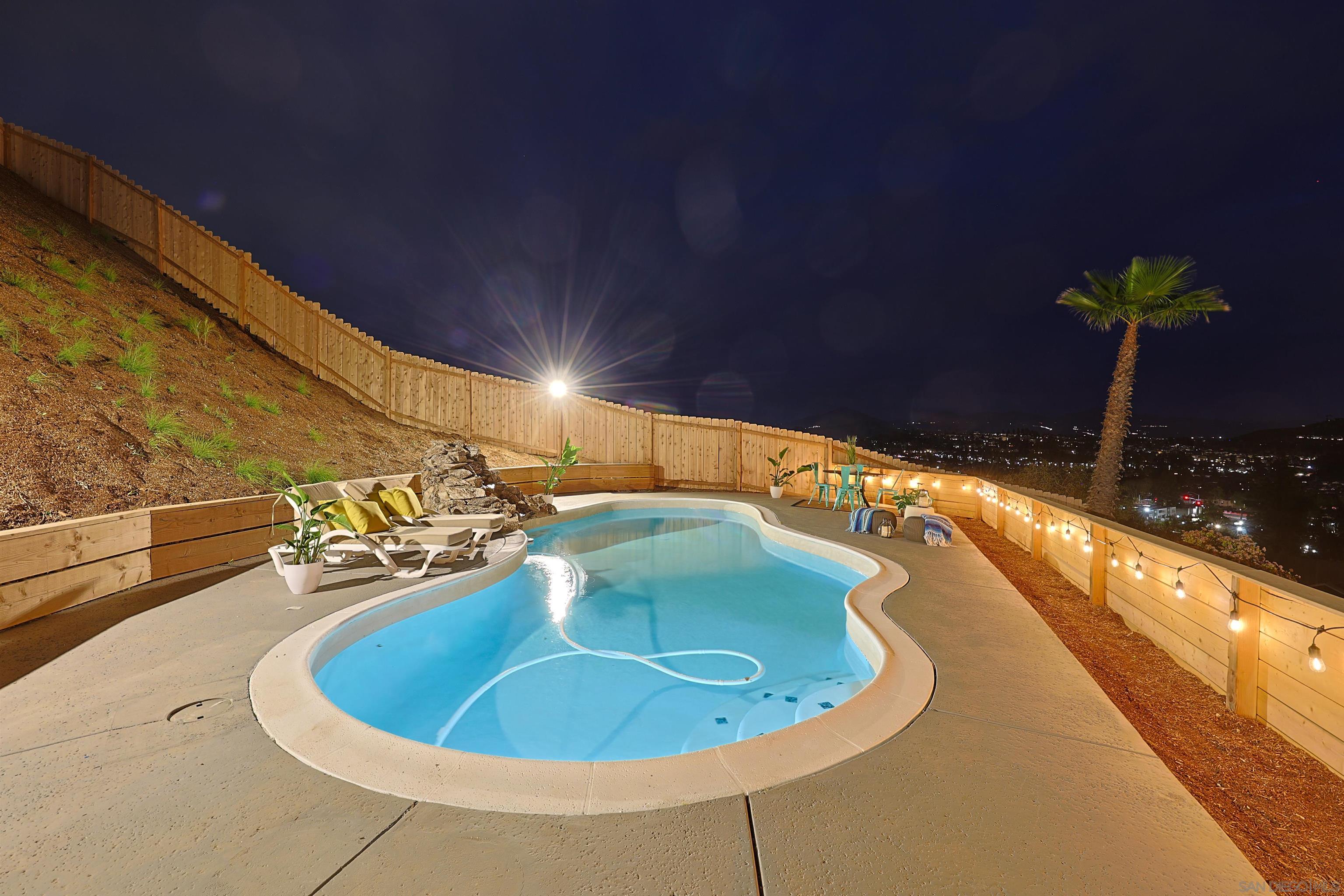 Detail Gallery Image 50 of 69 For 10720  Old Saybrook Dr, San Diego,  CA 92129 - 4 Beds | 2/1 Baths