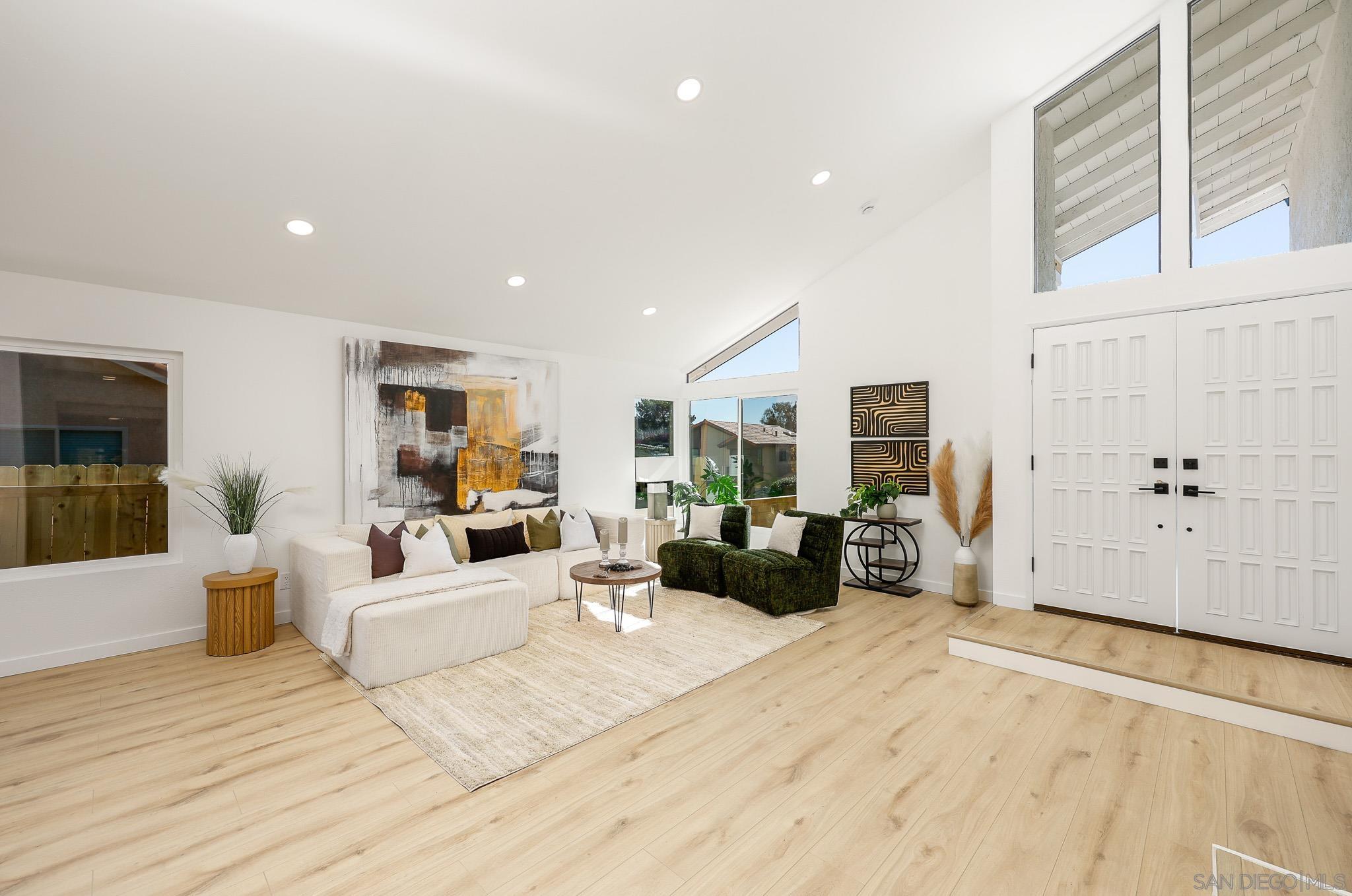 Detail Gallery Image 7 of 69 For 10720  Old Saybrook Dr, San Diego,  CA 92129 - 4 Beds | 2/1 Baths