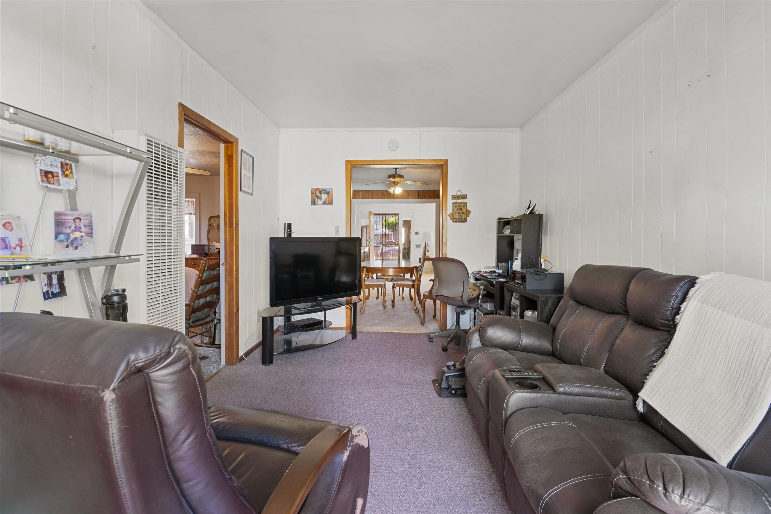 Detail Gallery Image 13 of 25 For 123 E 85th St, Los Angeles,  CA 90003 - 2 Beds | 2 Baths