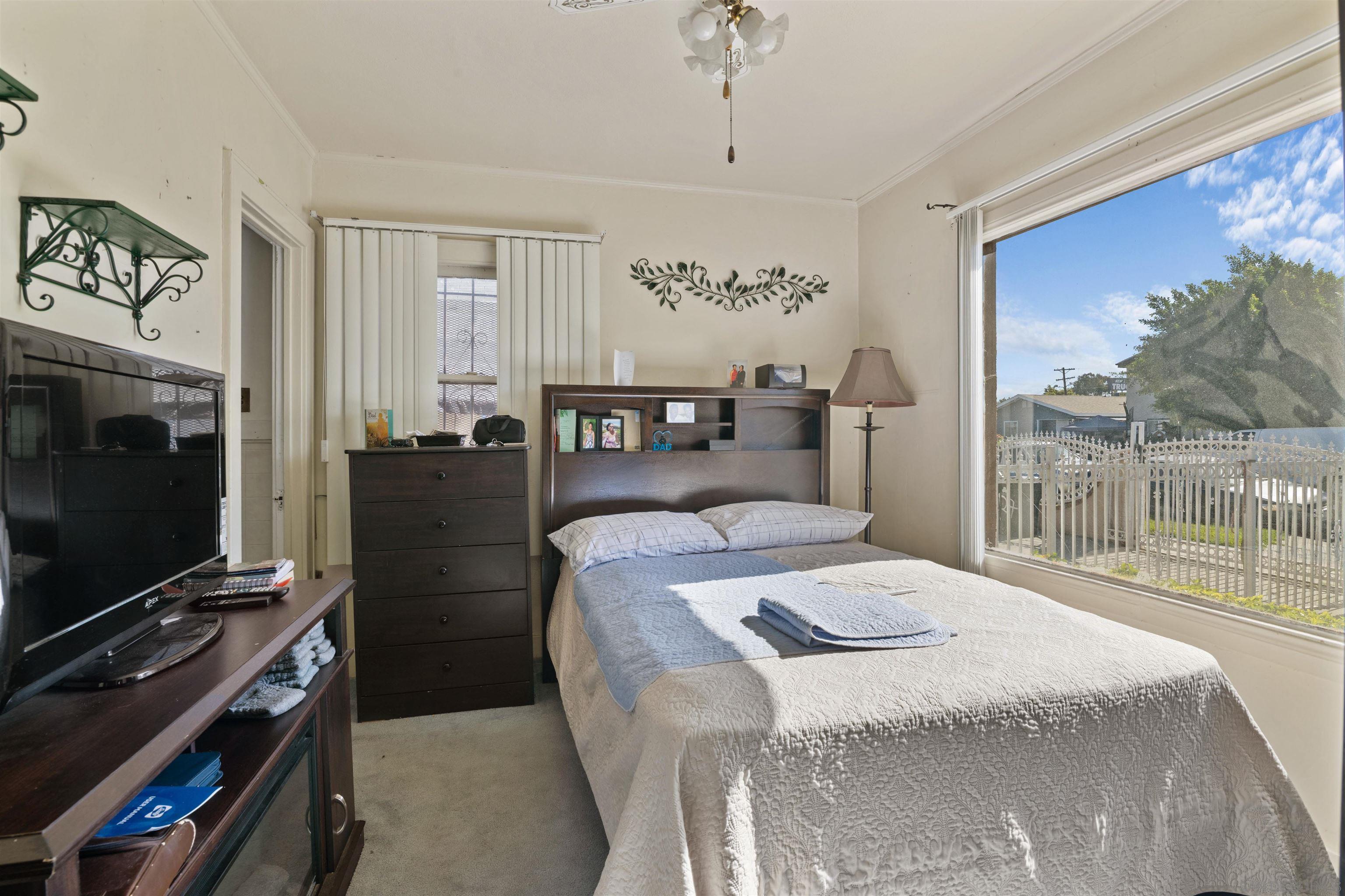 Detail Gallery Image 14 of 25 For 123 E 85th St, Los Angeles,  CA 90003 - 2 Beds | 2 Baths