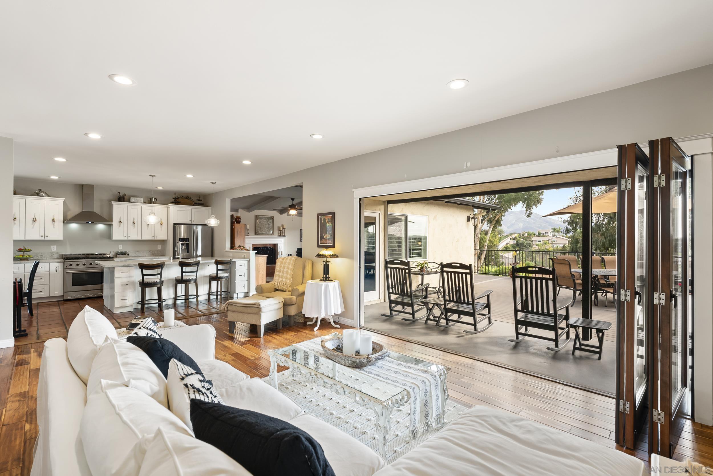 Front Image Thumbnail for SD260002998