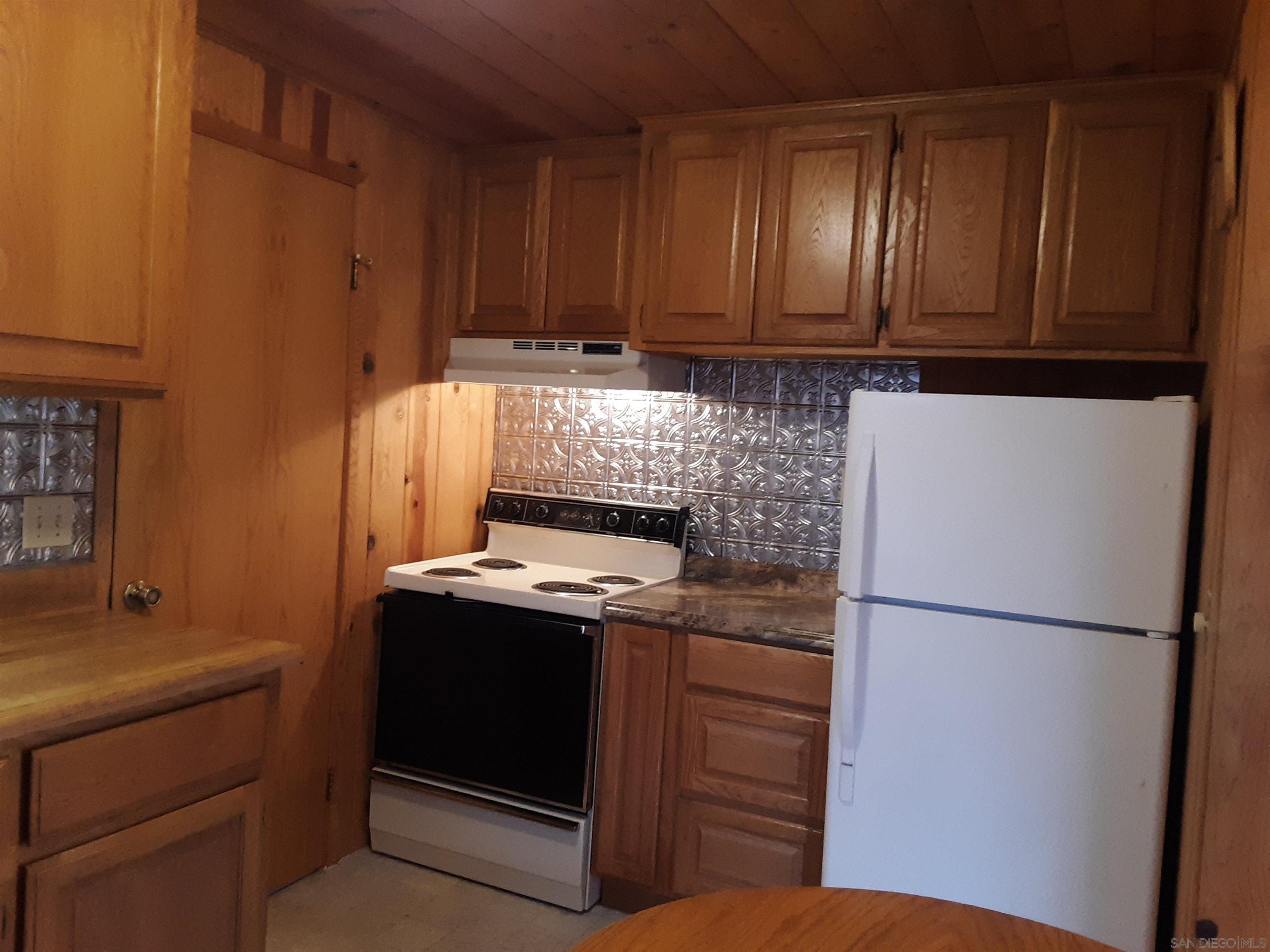 Detail Gallery Image 6 of 28 For 2617  C St, Julian,  CA 92036 - 2 Beds | 1 Baths