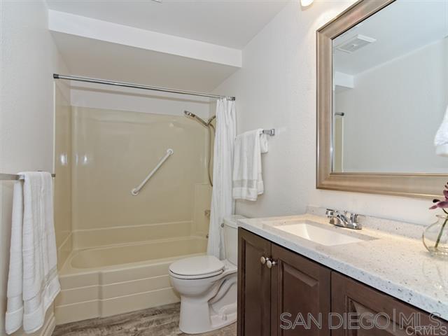 Detail Gallery Image 12 of 13 For 12114   Rancho Bernardo Rd  B, San Diego,  CA 92128 - 2 Beds | 2 Baths