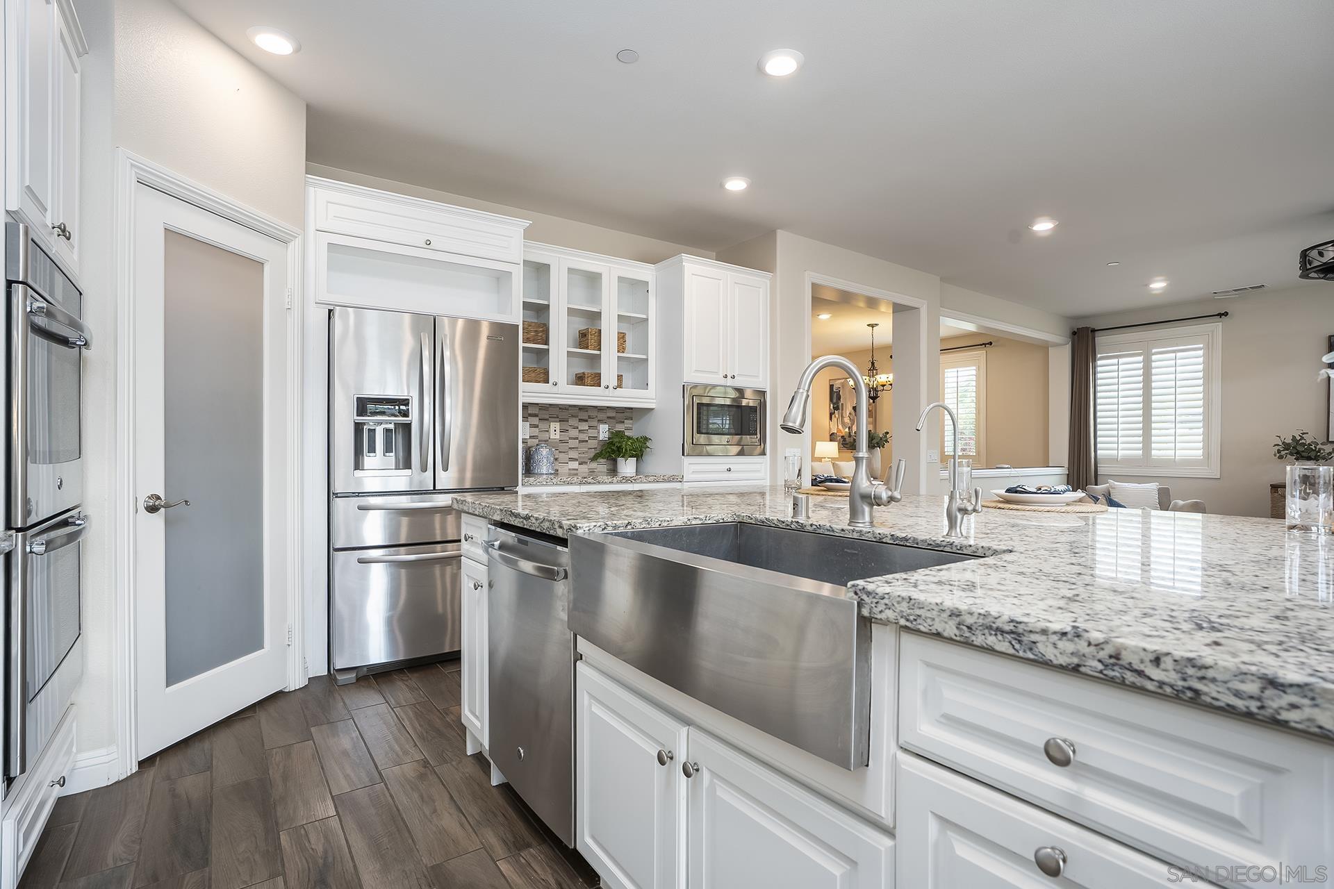 Detail Gallery Image 9 of 53 For 2025  Campo Verde Ct, Escondido,  CA 92026 - 4 Beds | 4/1 Baths