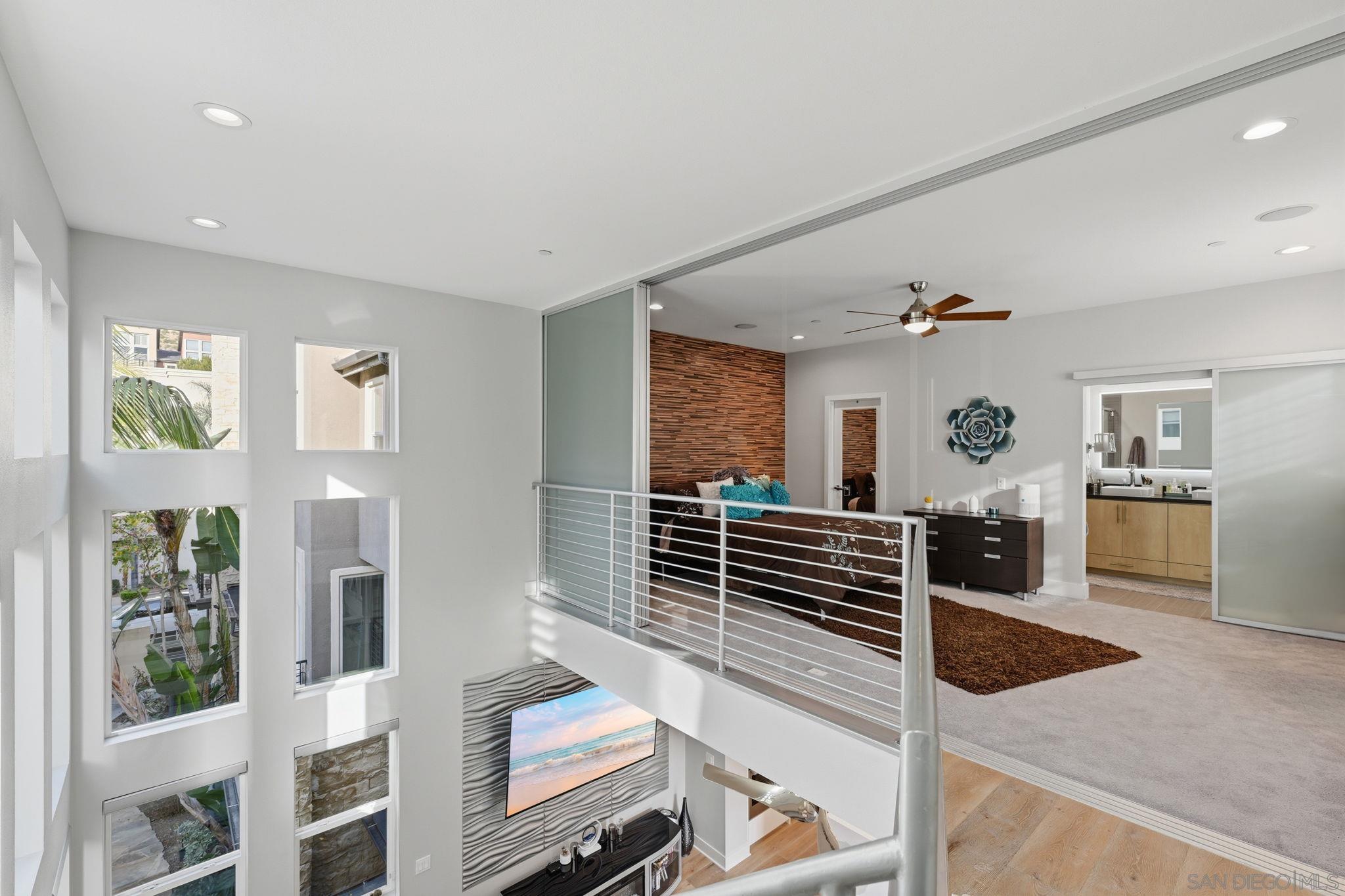 Detail Gallery Image 16 of 59 For 7835  Inception Way, San Diego,  CA 92108 - 2 Beds | 2/1 Baths