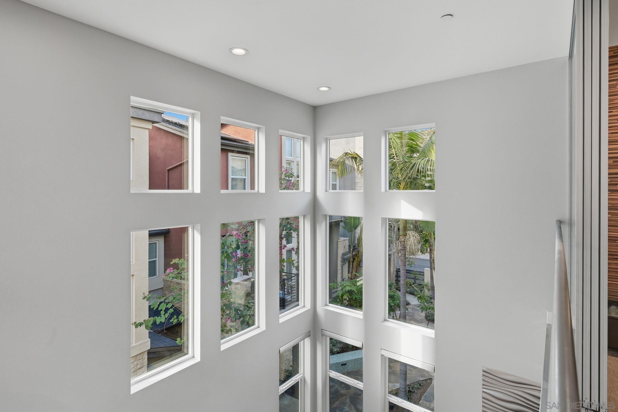 Detail Gallery Image 17 of 59 For 7835  Inception Way, San Diego,  CA 92108 - 2 Beds | 2/1 Baths