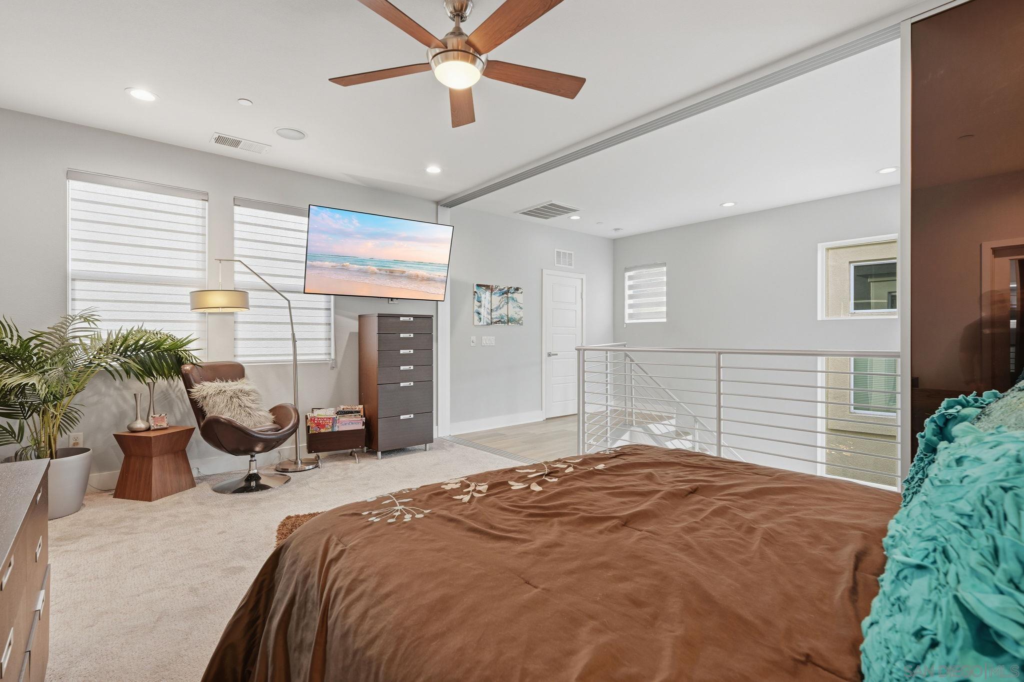 Detail Gallery Image 21 of 59 For 7835  Inception Way, San Diego,  CA 92108 - 2 Beds | 2/1 Baths