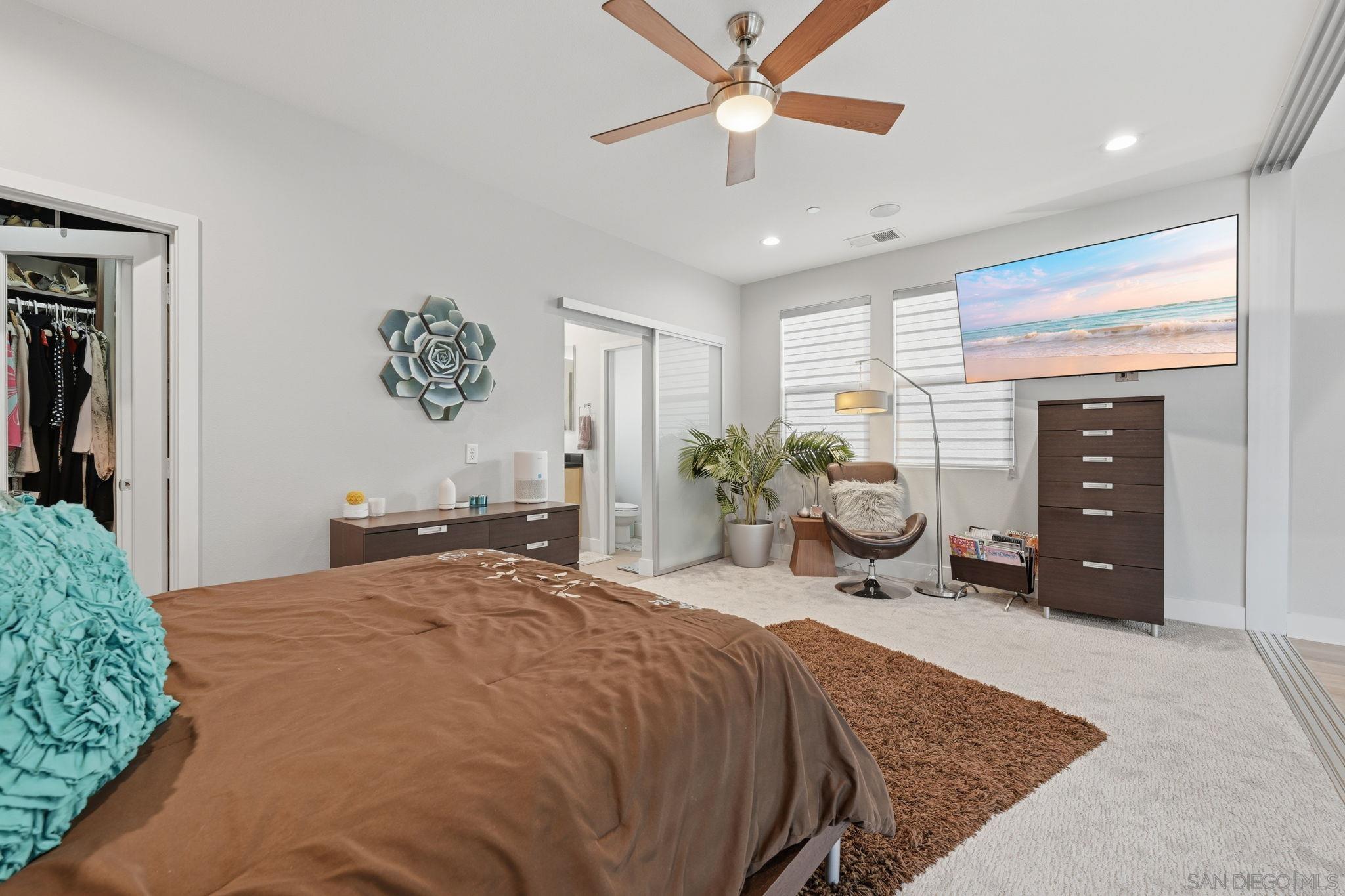 Detail Gallery Image 22 of 59 For 7835  Inception Way, San Diego,  CA 92108 - 2 Beds | 2/1 Baths