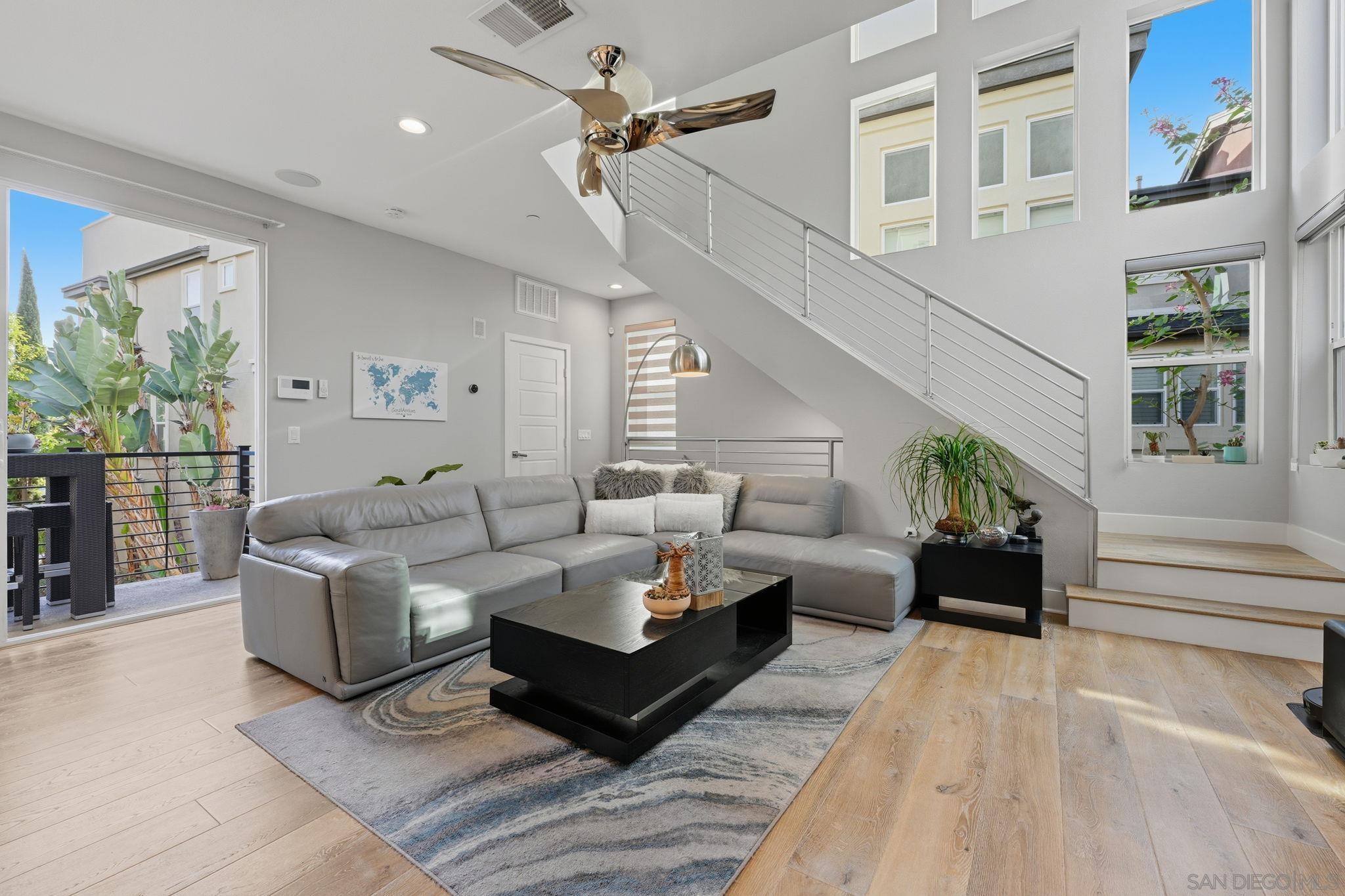 Detail Gallery Image 10 of 59 For 7835  Inception Way, San Diego,  CA 92108 - 2 Beds | 2/1 Baths