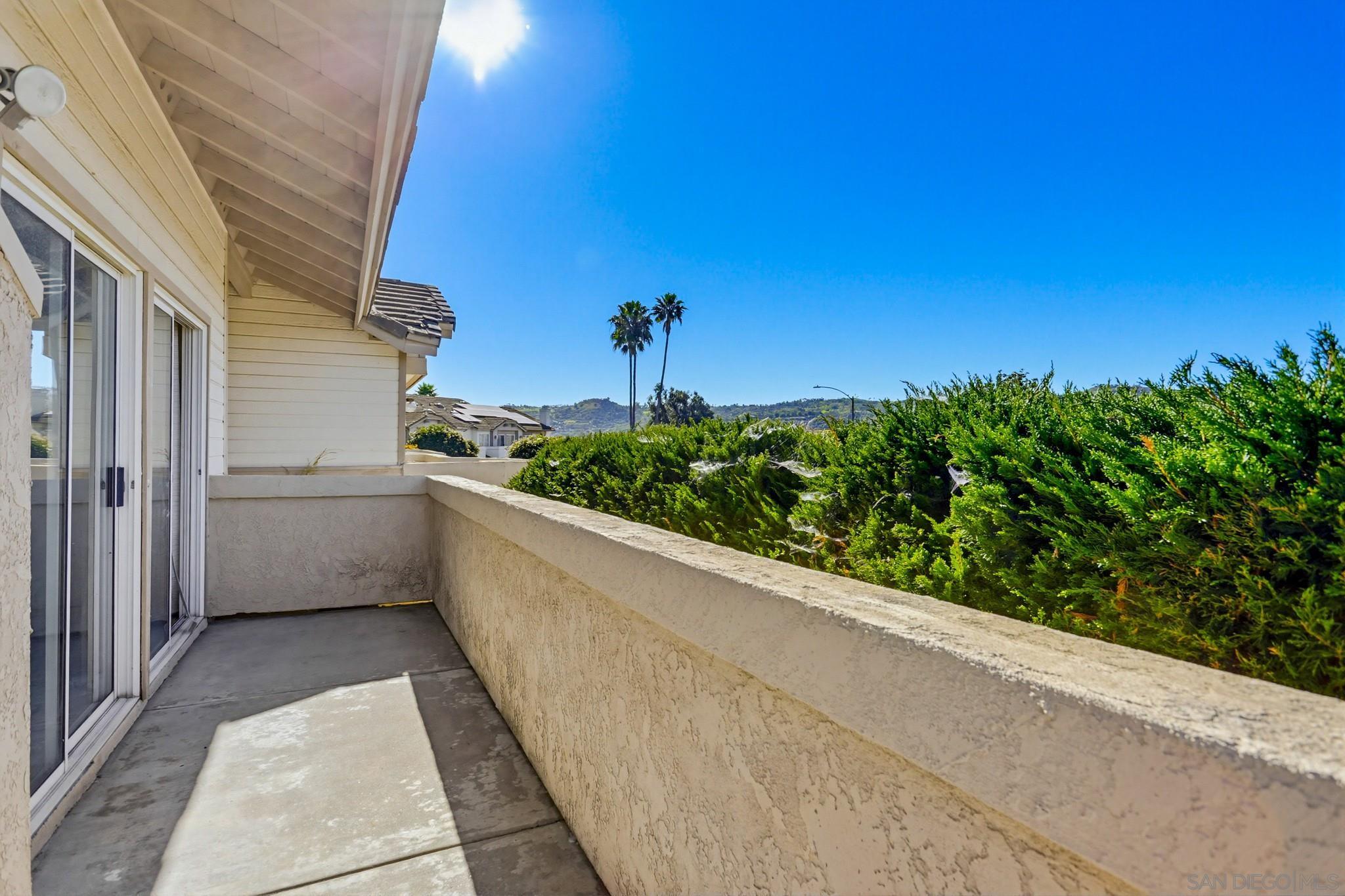 Detail Gallery Image 11 of 21 For 73  via Casitas, Bonsall,  CA 92003 - 3 Beds | 2 Baths