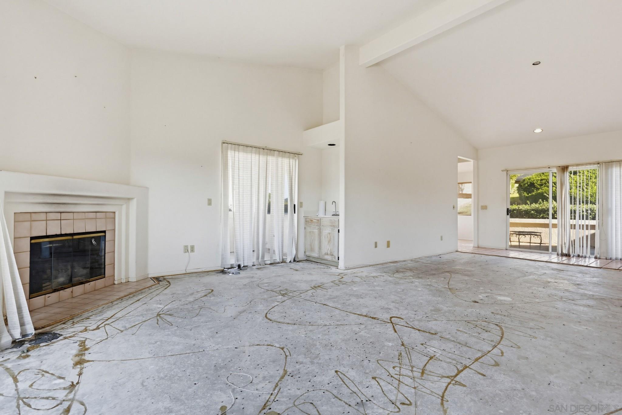 Detail Gallery Image 6 of 21 For 73  via Casitas, Bonsall,  CA 92003 - 3 Beds | 2 Baths