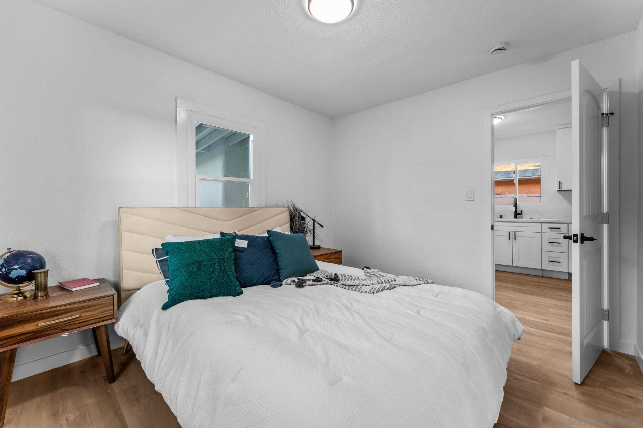 Detail Gallery Image 10 of 20 For 4376  Myrtle Ave, San Diego,  CA 92105 - 3 Beds | 2 Baths