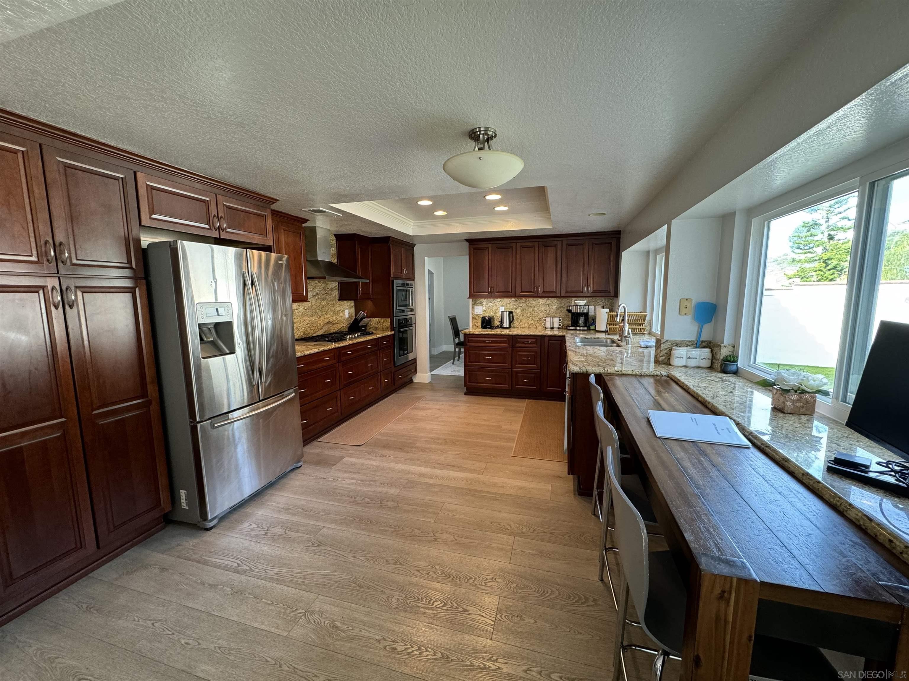 Detail Gallery Image 5 of 23 For 13871  Bruyere Ct, San Diego,  CA 92129 - 5 Beds | 3 Baths