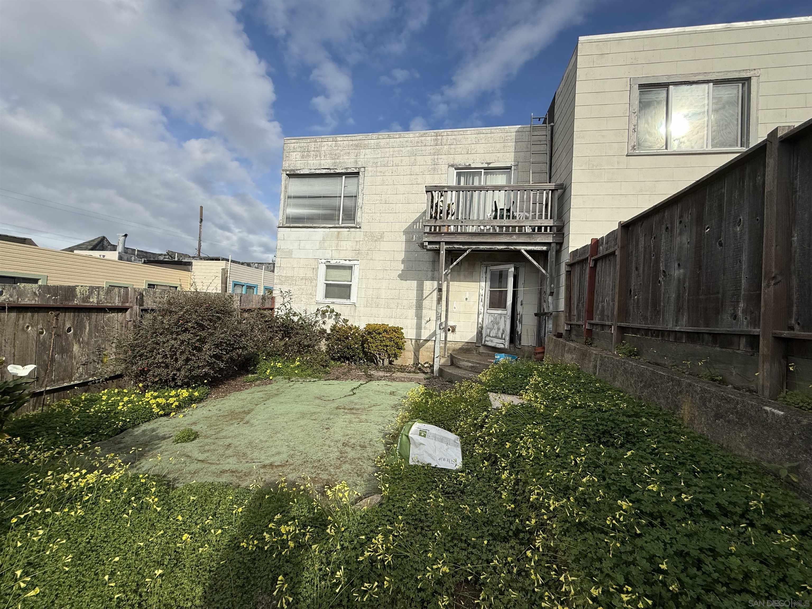 Detail Gallery Image 27 of 36 For 2537  Pacheco St, San Francisco,  CA 94116 - 2 Beds | 1 Baths