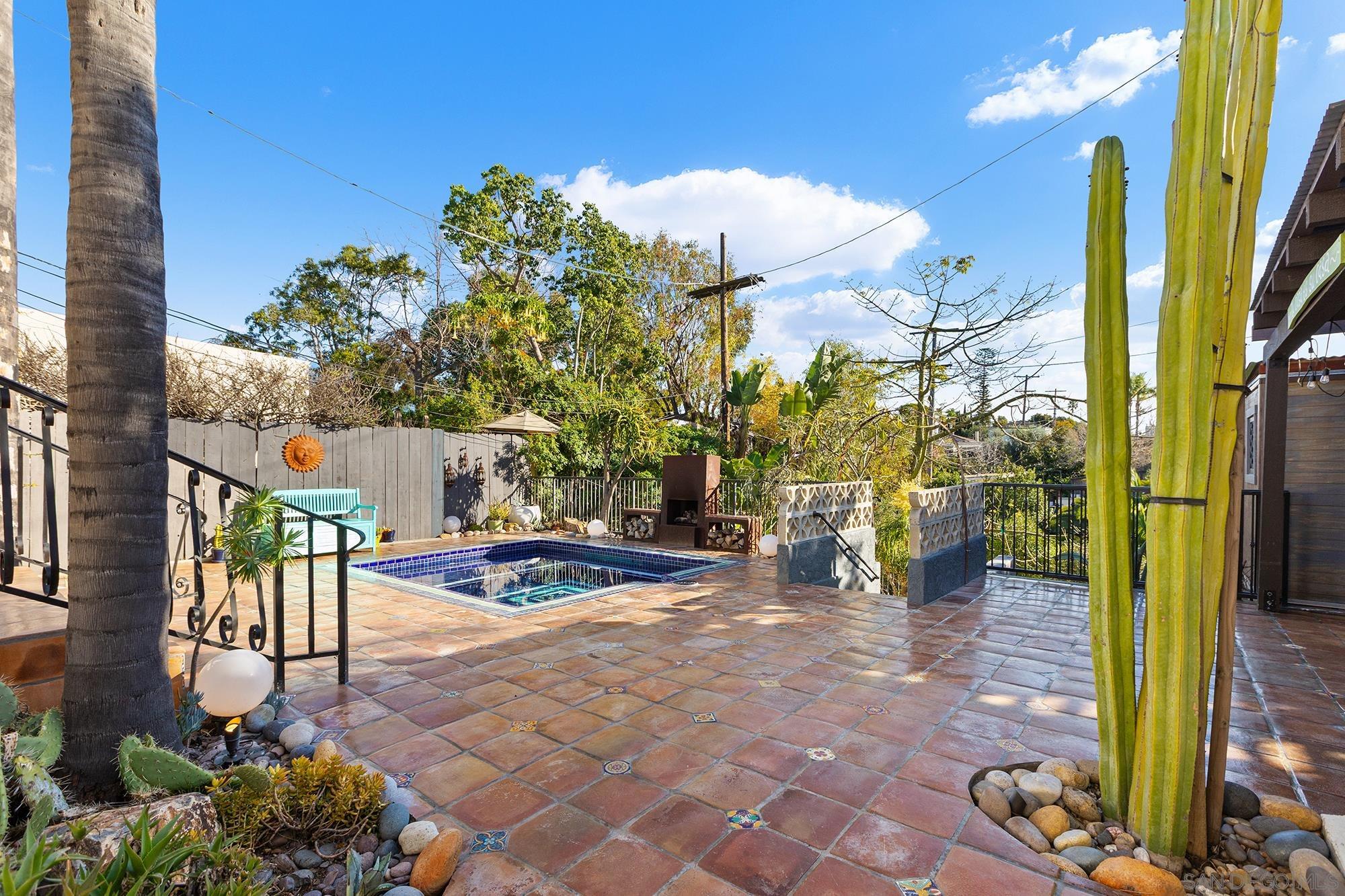 Detail Gallery Image 32 of 44 For 4209  Alder Dr, San Diego,  CA 92116 - 2 Beds | 2 Baths