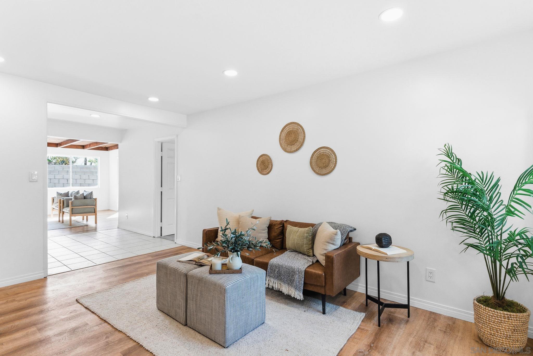 Detail Gallery Image 11 of 24 For 805  Madison Ave, Chula Vista,  CA 91911 - 4 Beds | 2 Baths