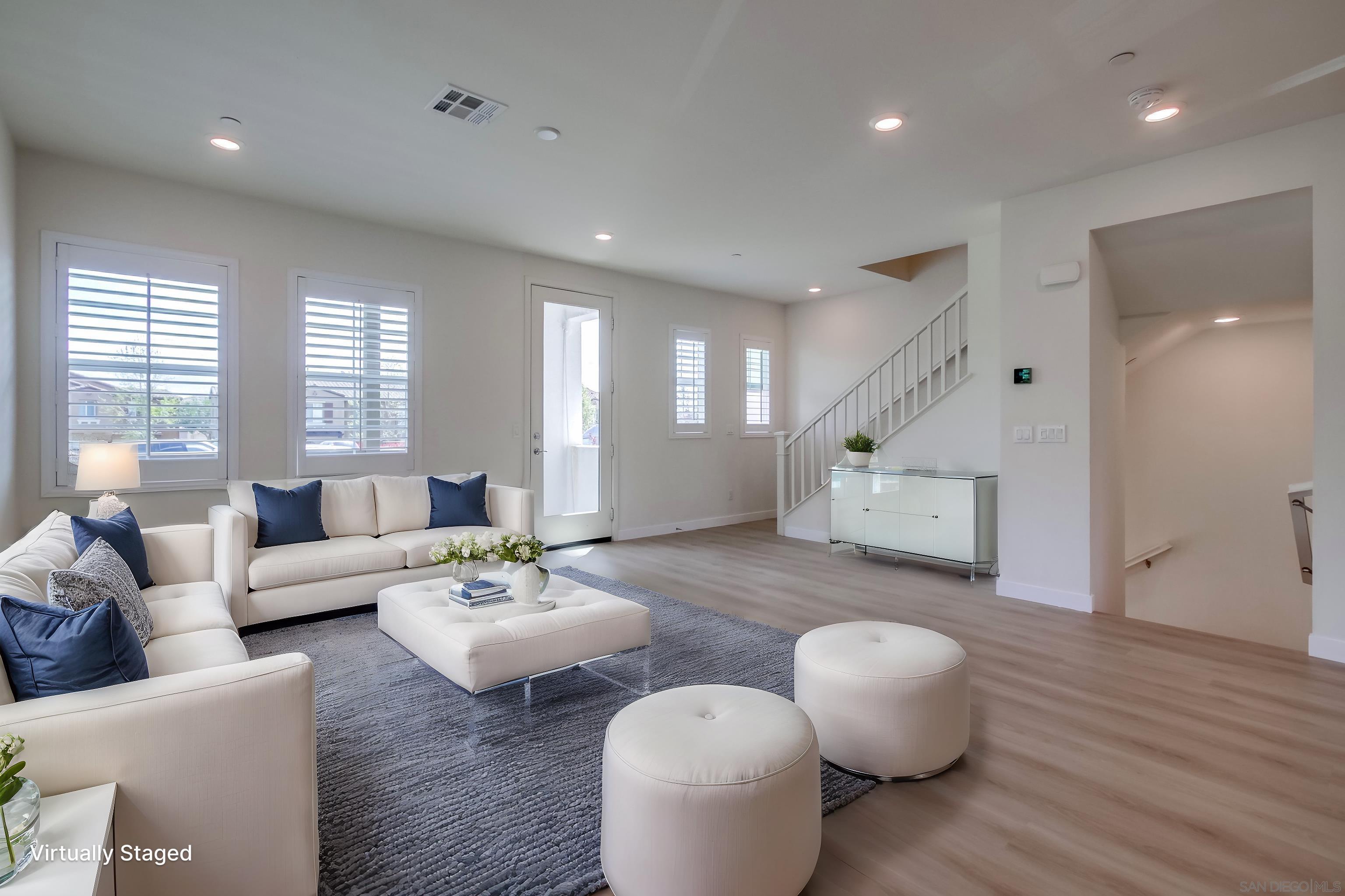 Front Image Thumbnail for SD260003019