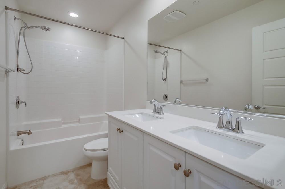 Detail Gallery Image 12 of 40 For 6012  Village Center Loop Rd  #38,  San Diego,  CA 92130 - 4 Beds | 3/1 Baths