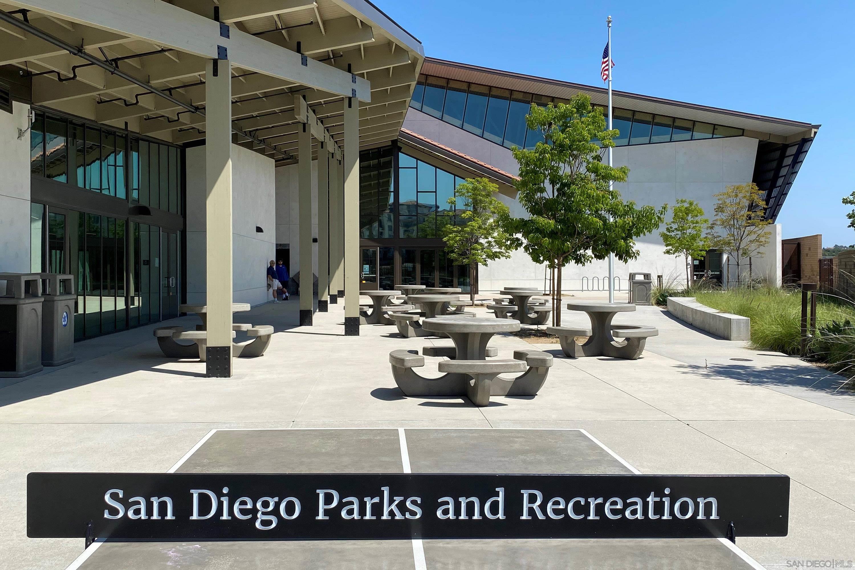 Detail Gallery Image 33 of 40 For 6012  Village Center Loop Rd  #38,  San Diego,  CA 92130 - 4 Beds | 3/1 Baths