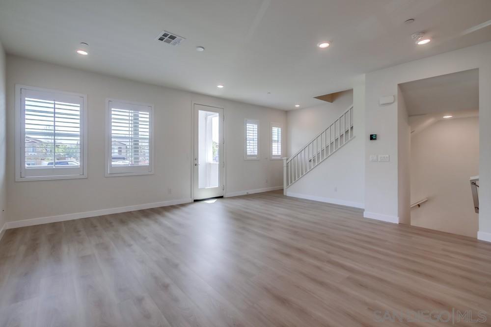 Detail Gallery Image 40 of 40 For 6012  Village Center Loop Rd  #38,  San Diego,  CA 92130 - 4 Beds | 3/1 Baths