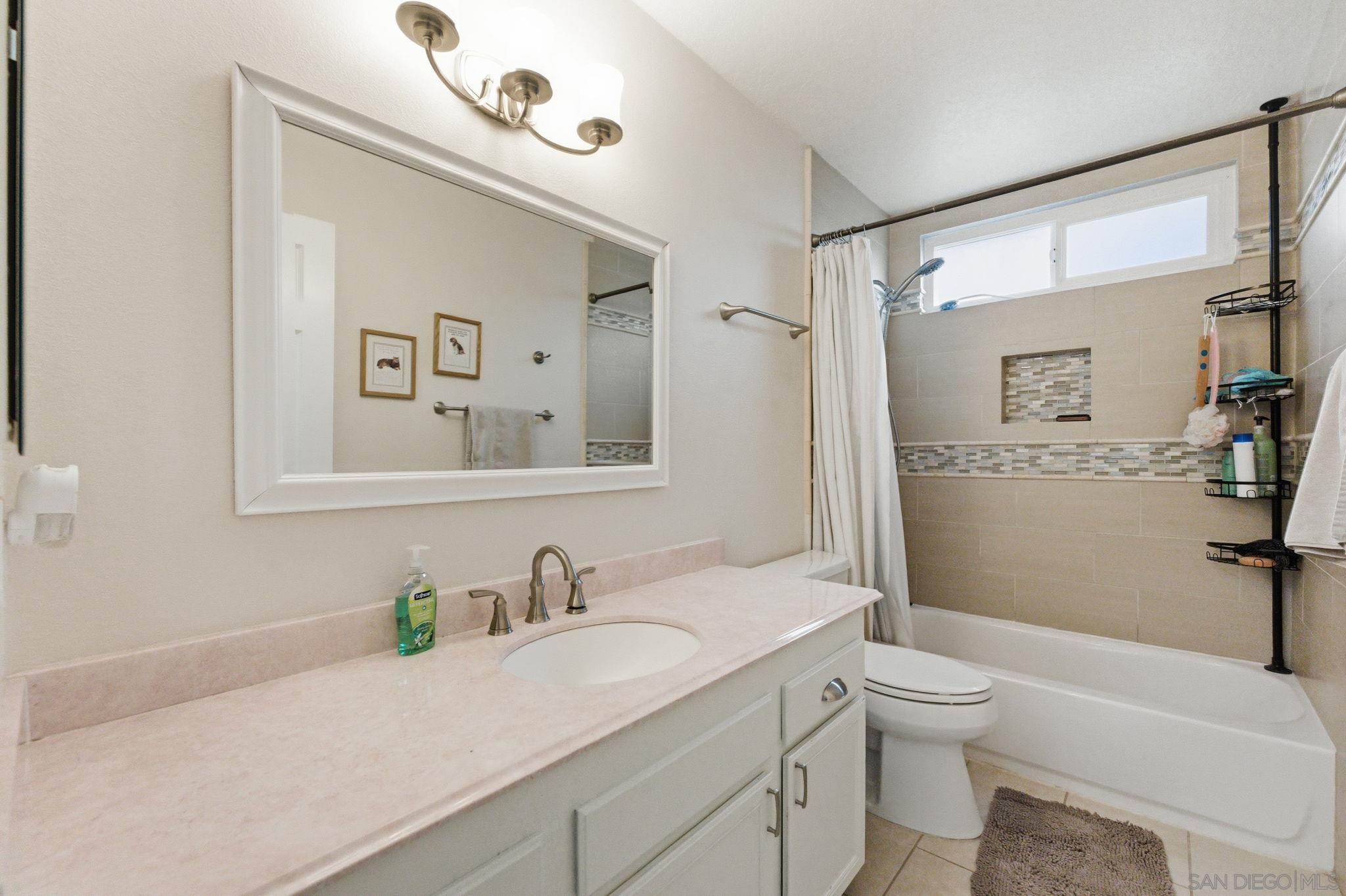 Detail Gallery Image 31 of 40 For 1620  Madrone Gln, Escondido,  CA 92027 - 4 Beds | 3 Baths