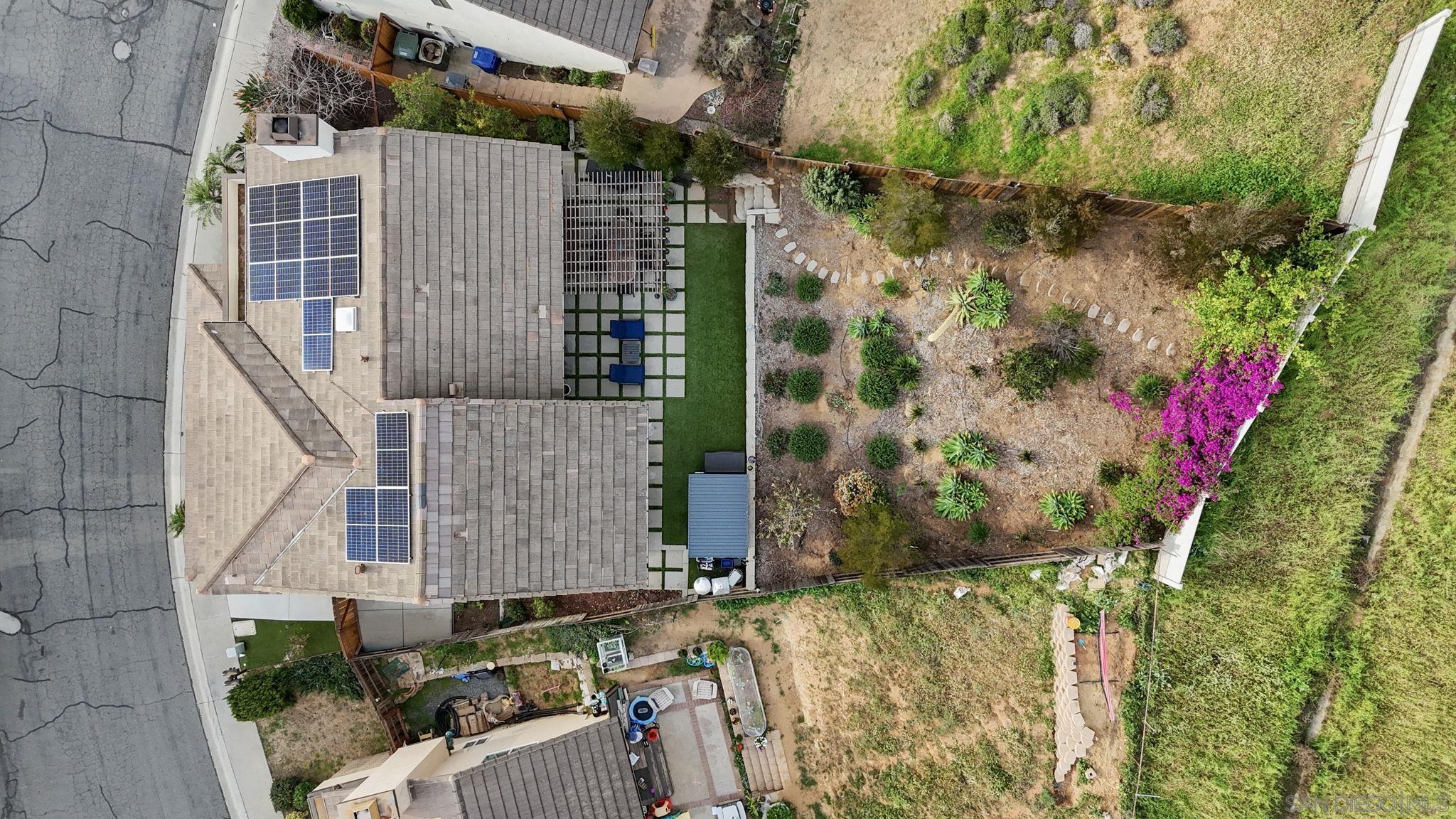 Detail Gallery Image 38 of 40 For 1620  Madrone Gln, Escondido,  CA 92027 - 4 Beds | 3 Baths