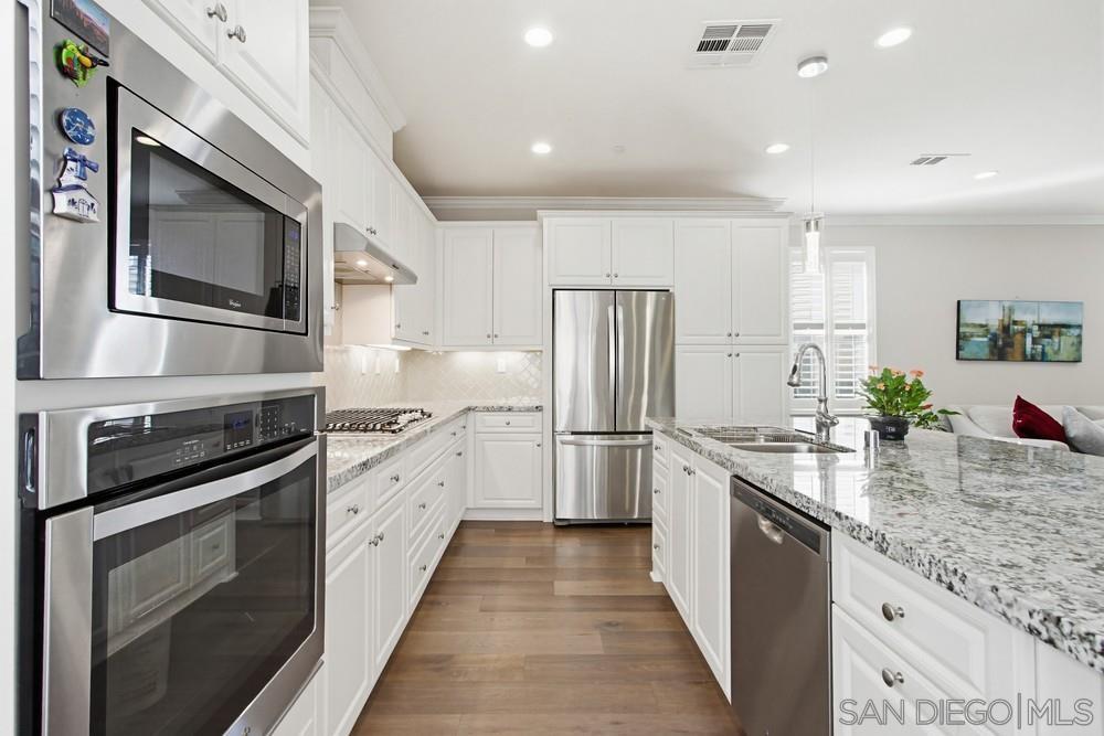 Detail Gallery Image 20 of 48 For 7951  Lusardi Creek Ln, San Diego,  CA 92127 - 3 Beds | 2 Baths