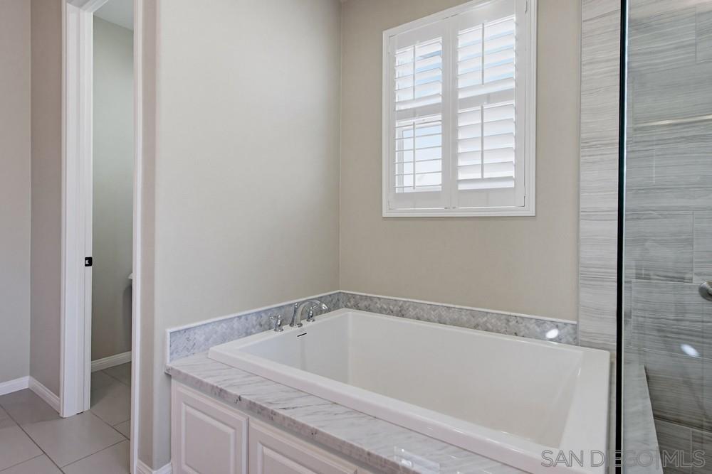 Detail Gallery Image 35 of 48 For 7951  Lusardi Creek Ln, San Diego,  CA 92127 - 3 Beds | 2 Baths