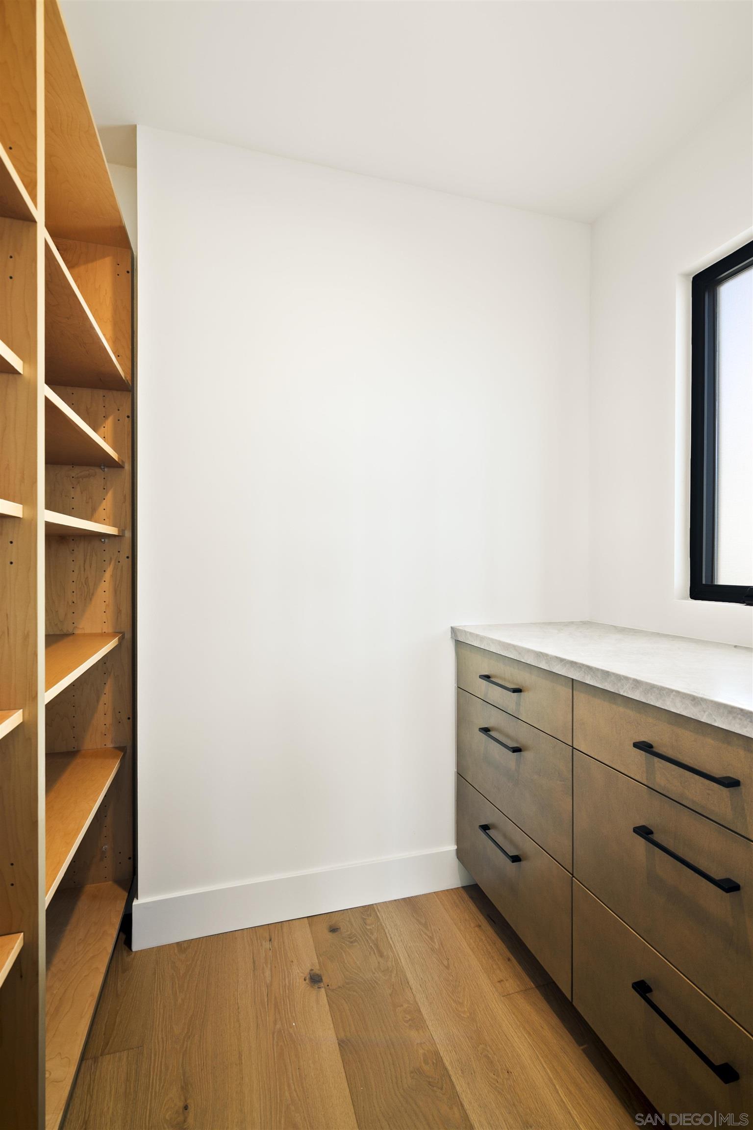 Detail Gallery Image 19 of 60 For 2481  La Marque St, San Diego,  CA 92109 - 4 Beds | 3 Baths