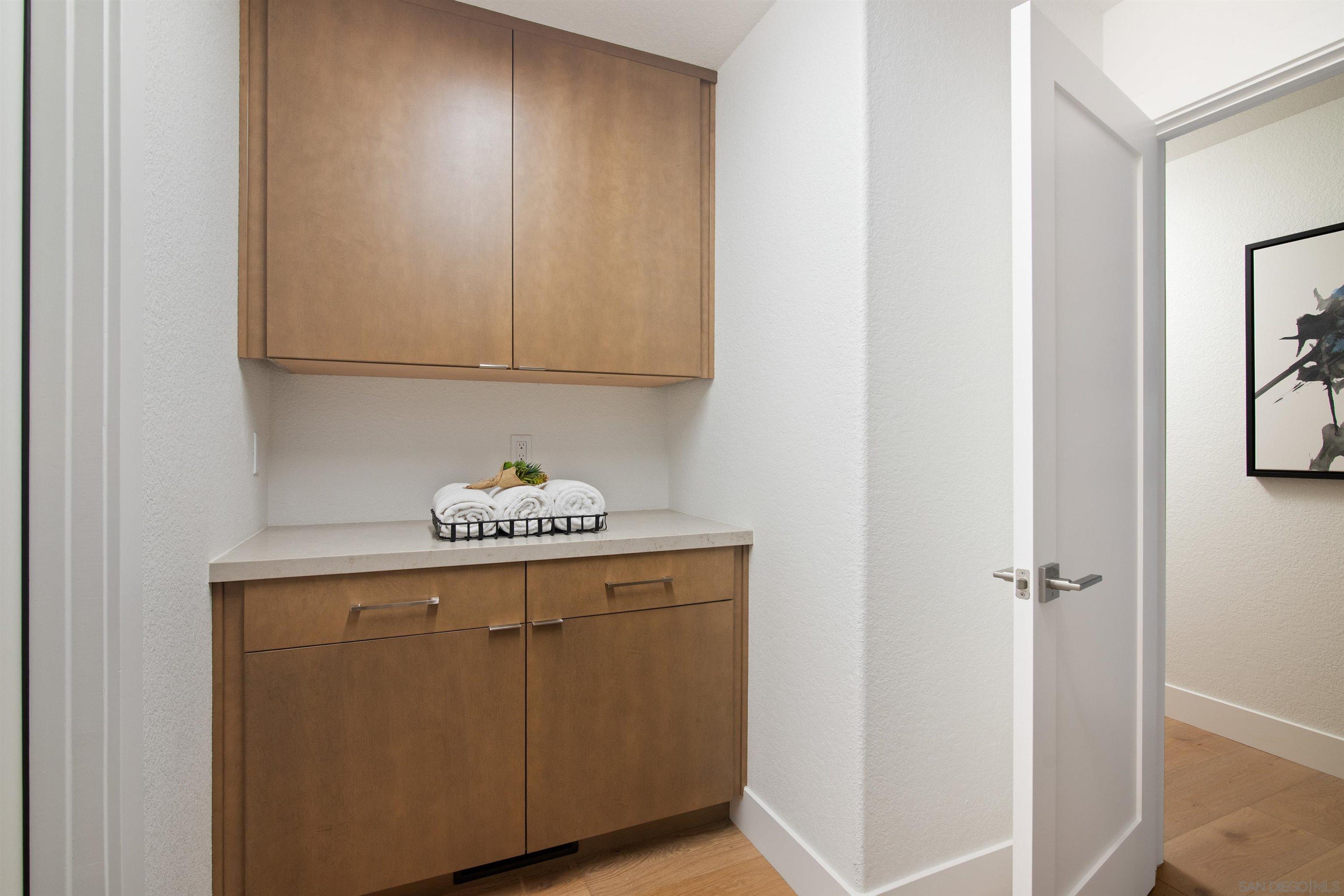 Detail Gallery Image 31 of 60 For 2481  La Marque St, San Diego,  CA 92109 - 4 Beds | 3 Baths